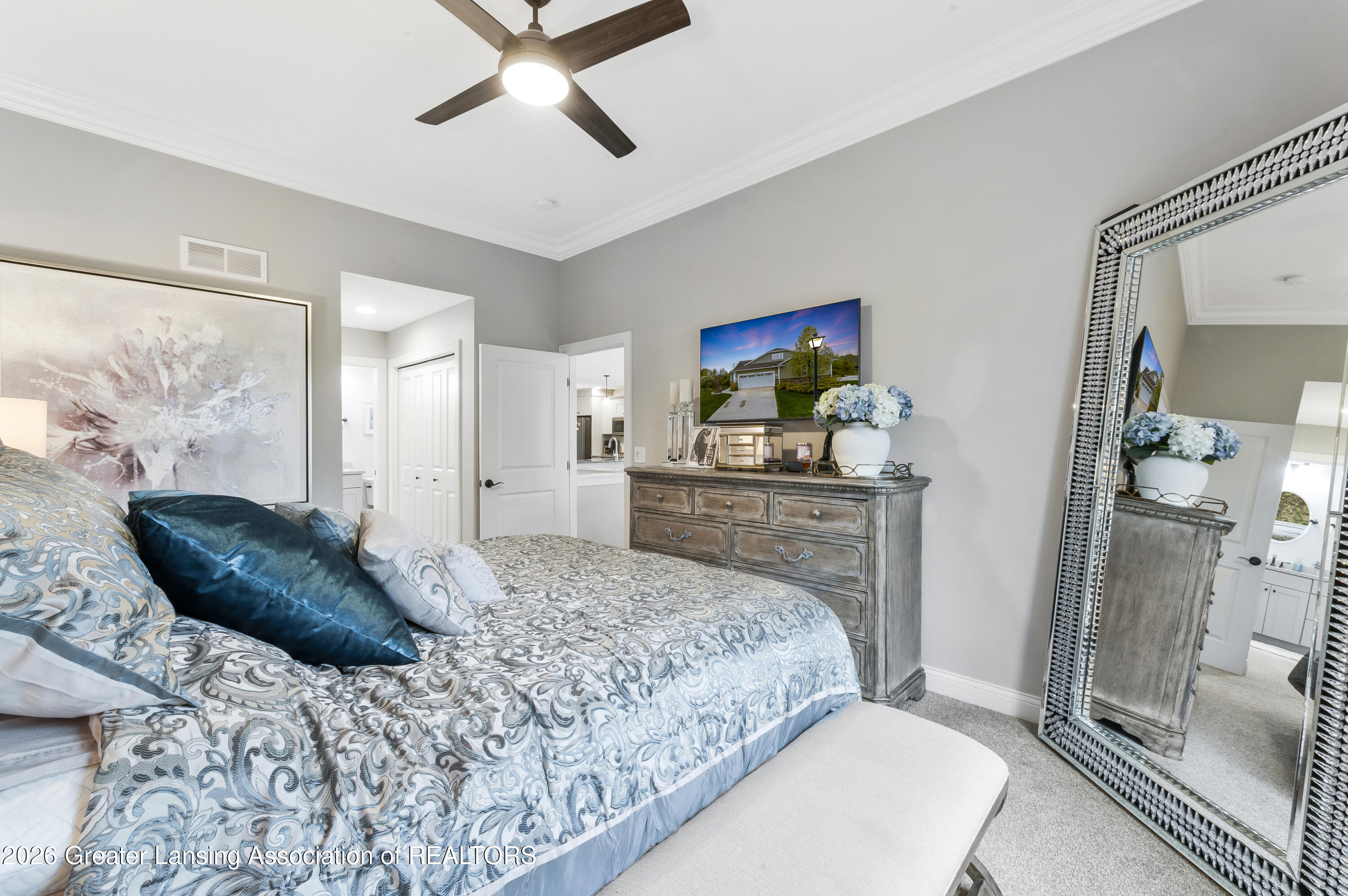 5272 Hawk Hollow Drive