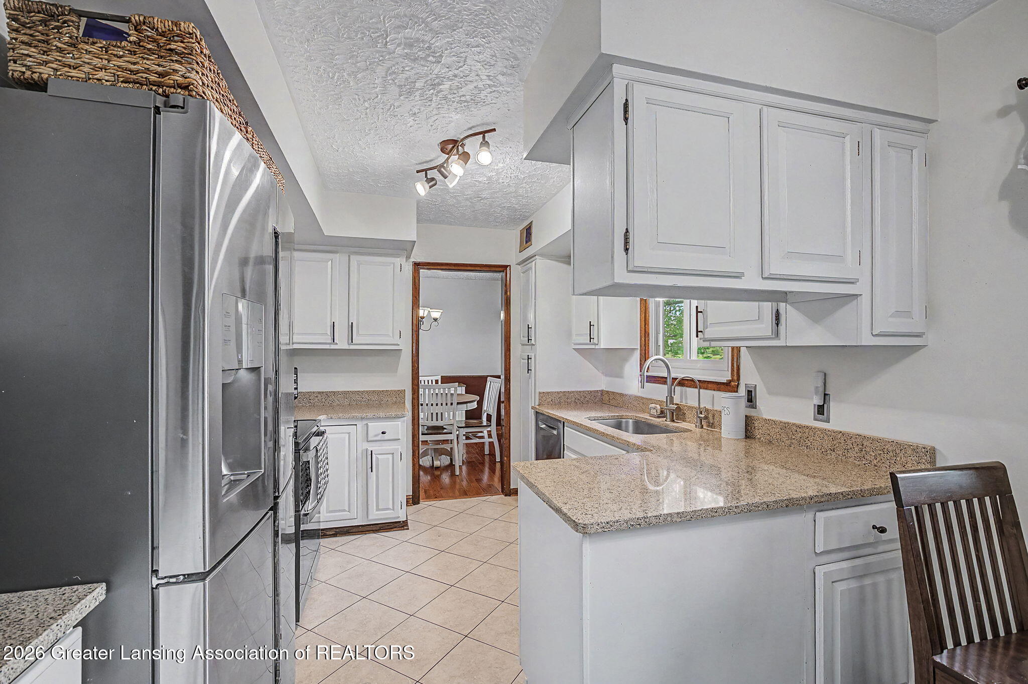 732 N Edgar Road