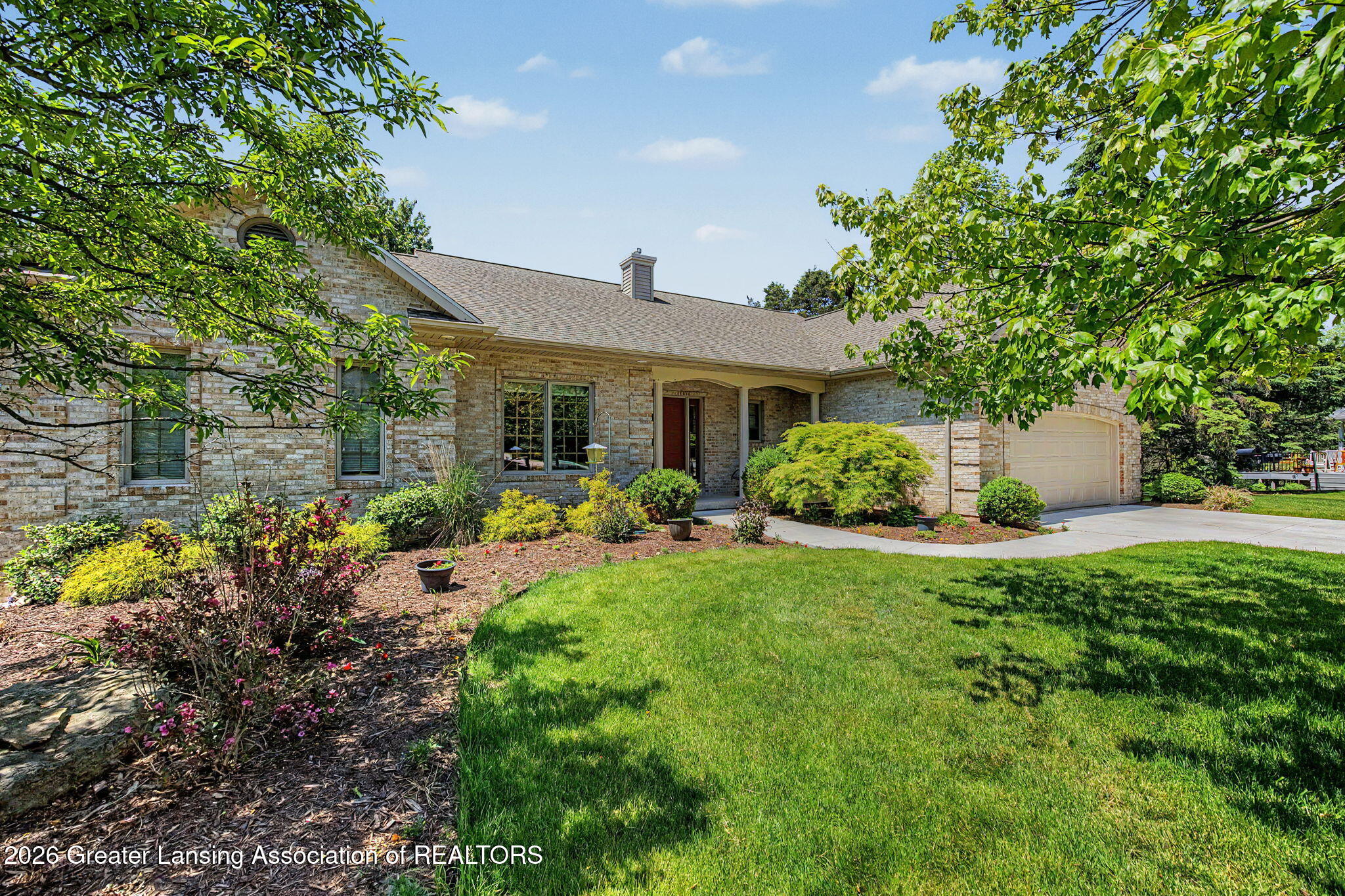 3991 White Pine Drive, DeWitt