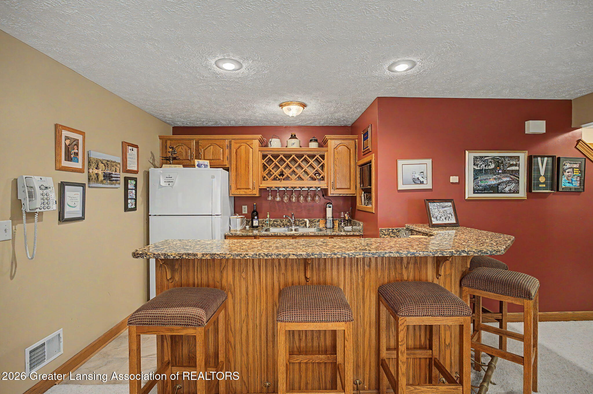 3991 White Pine Drive, DeWitt