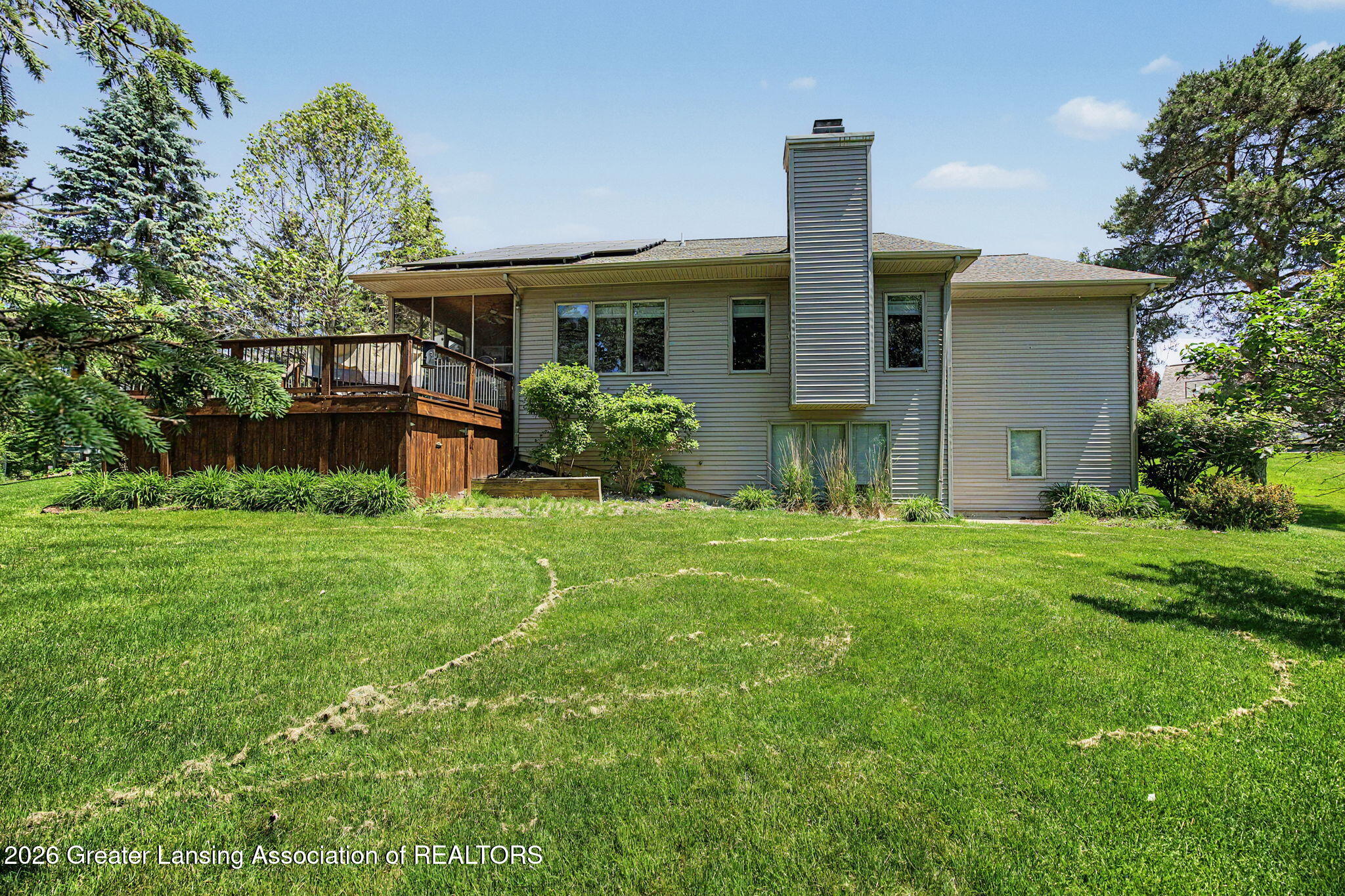 3991 White Pine Drive, DeWitt