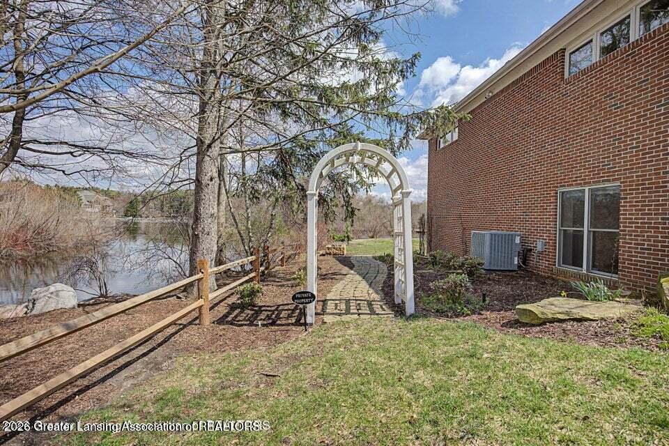 6330 Island Lake Drive