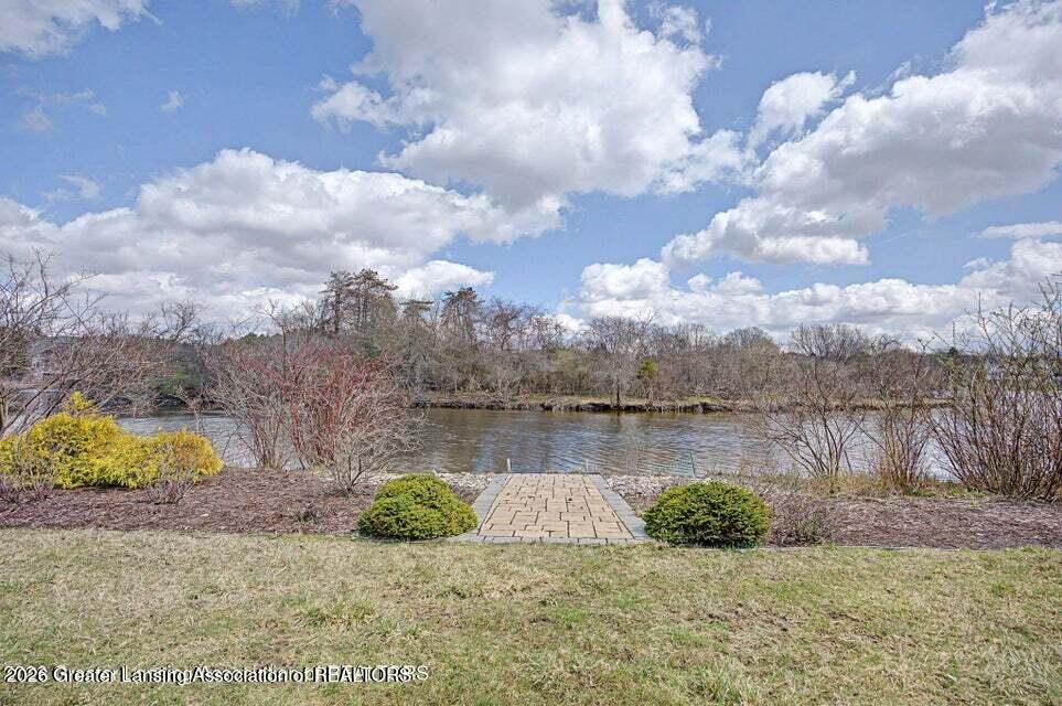 6330 Island Lake Drive