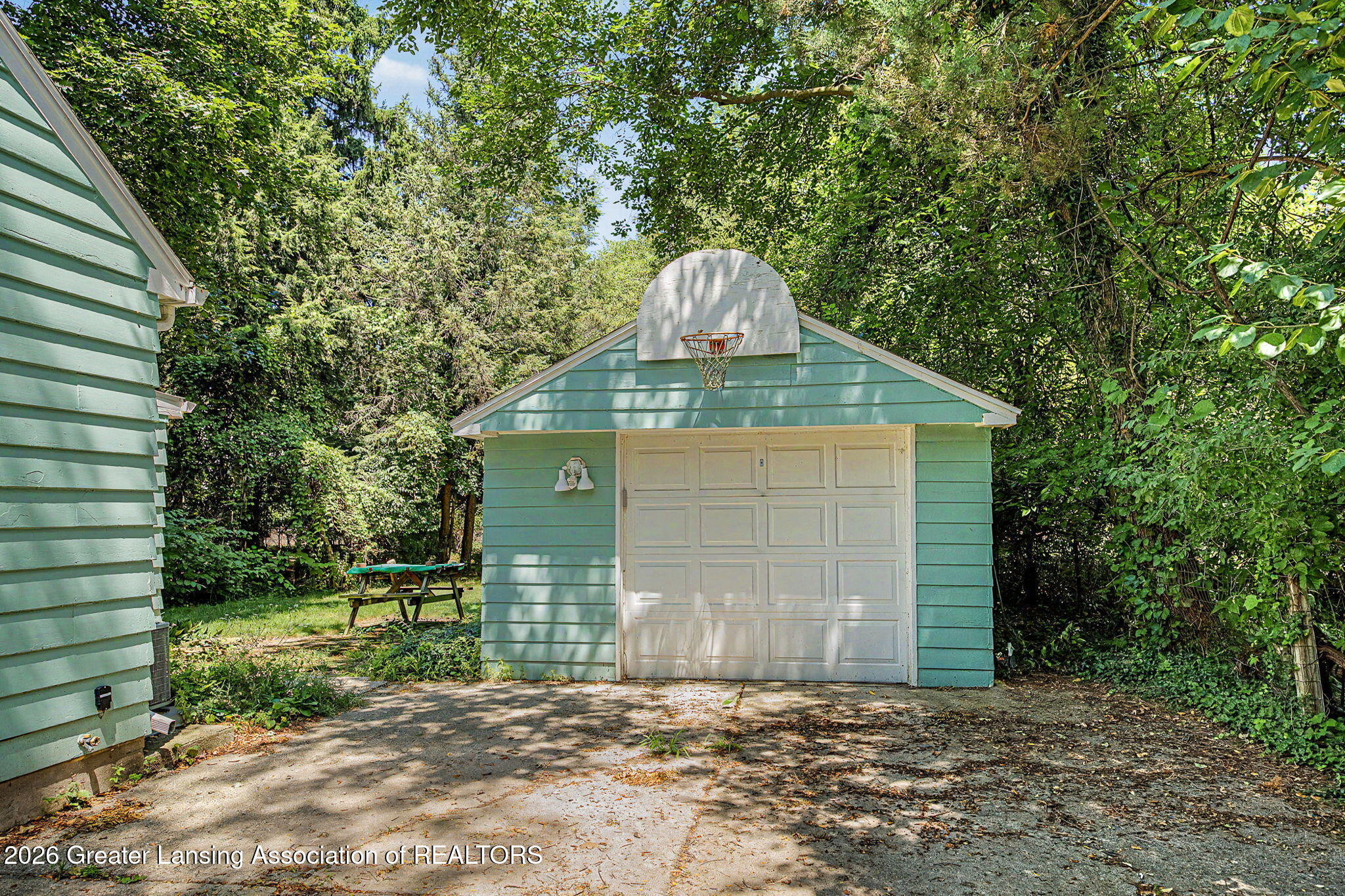 1054 Marigold Avenue