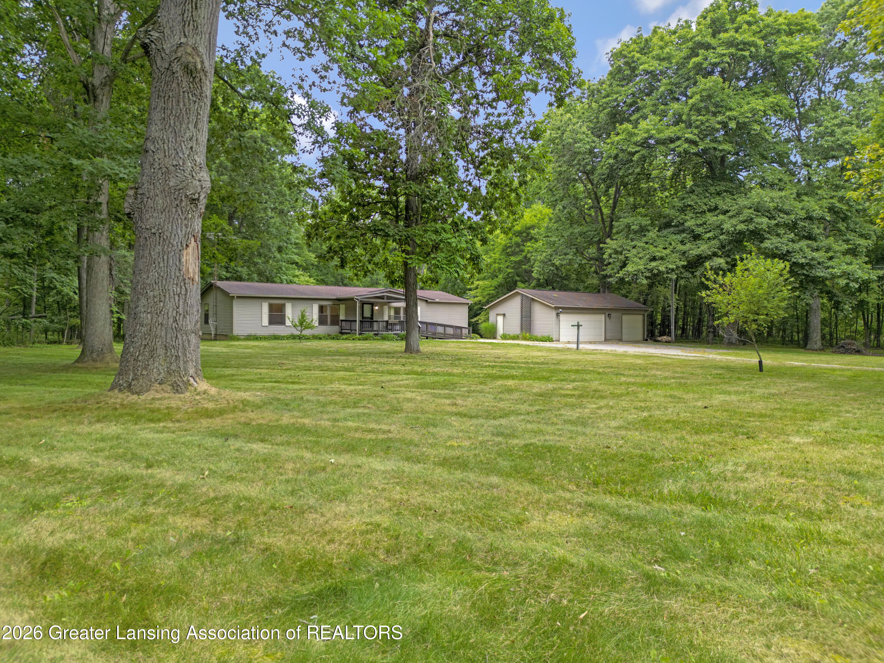 3600 Dexter Trail