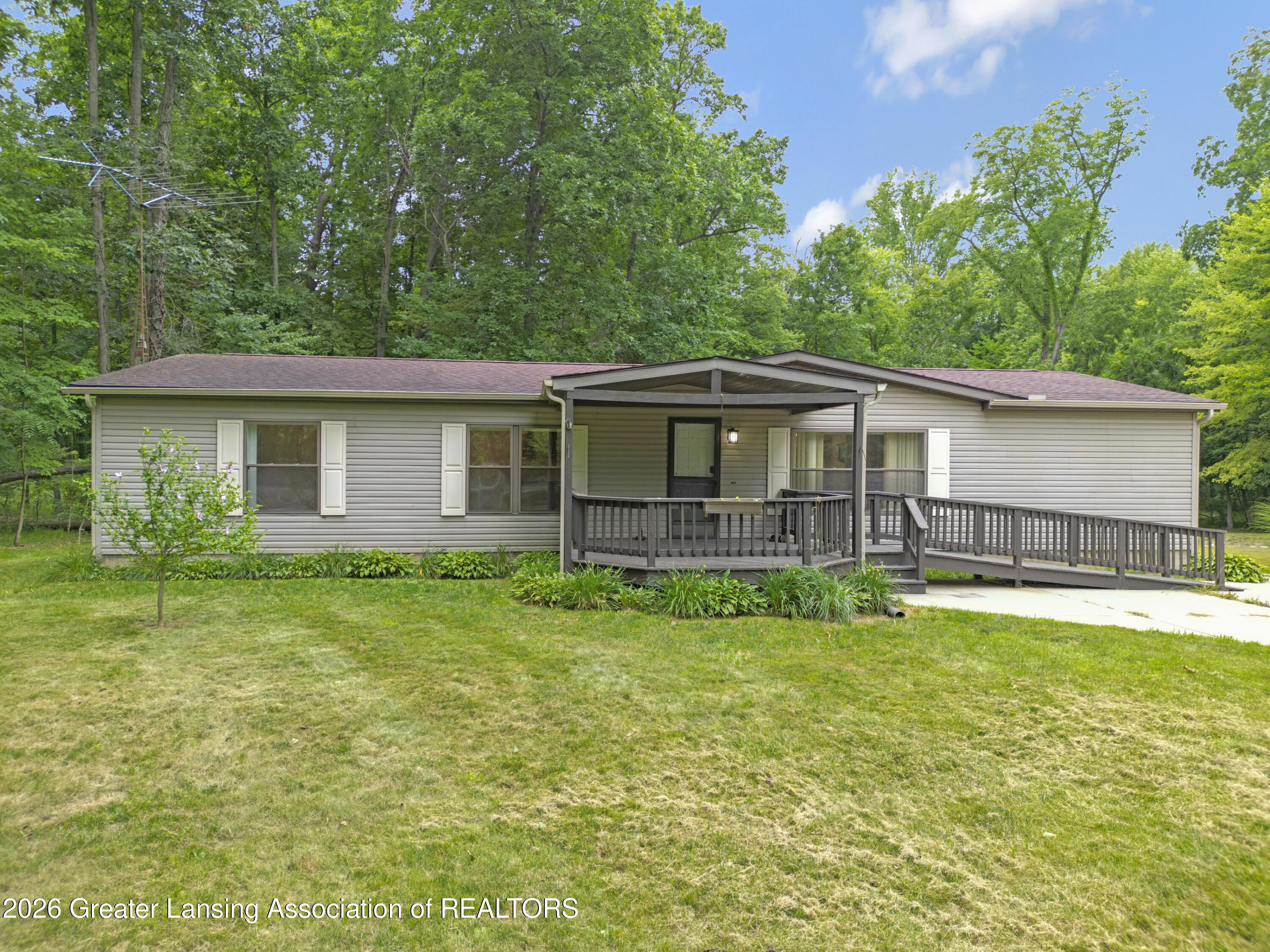 3600 Dexter Trail