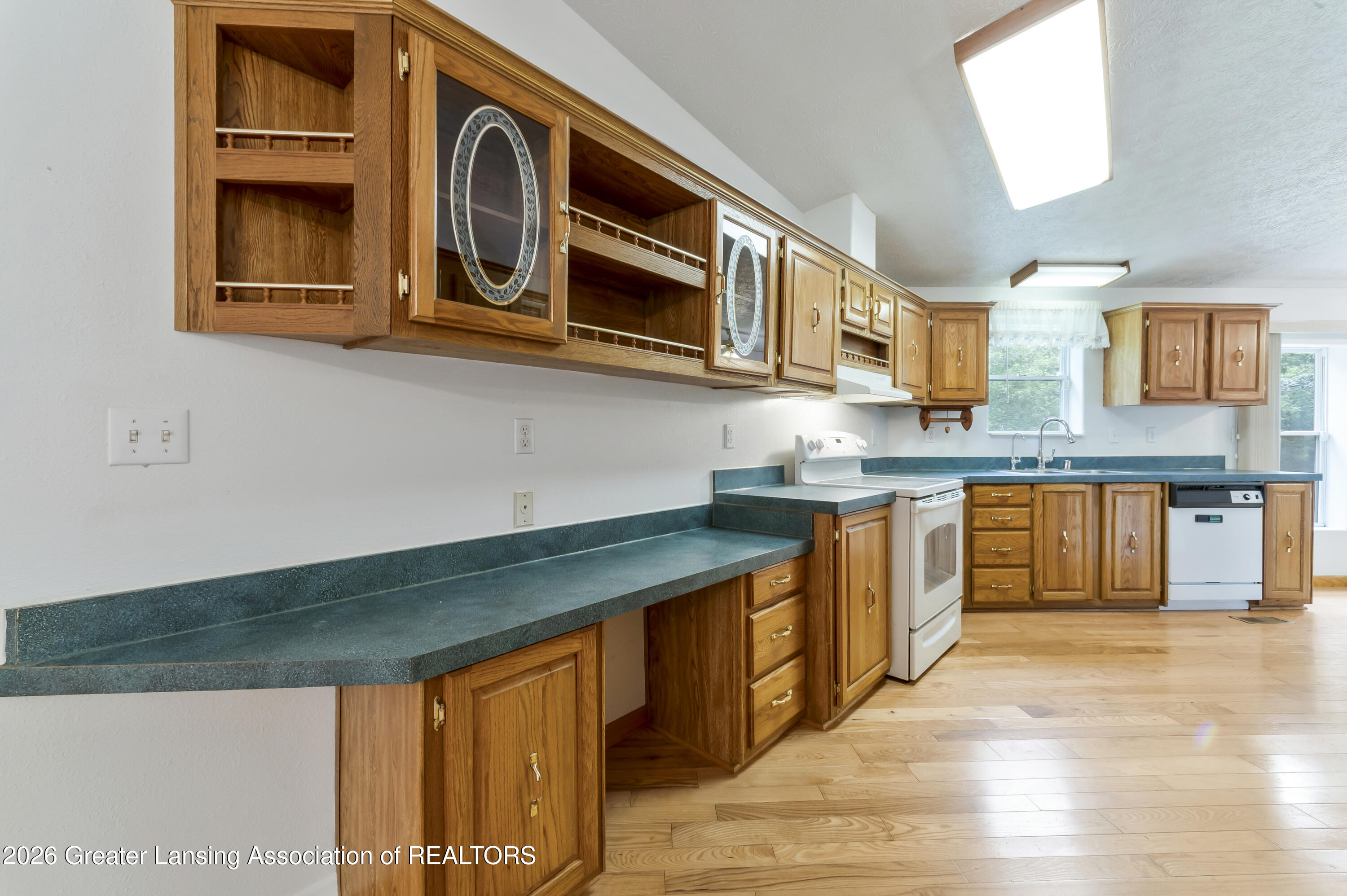 3600 Dexter Trail