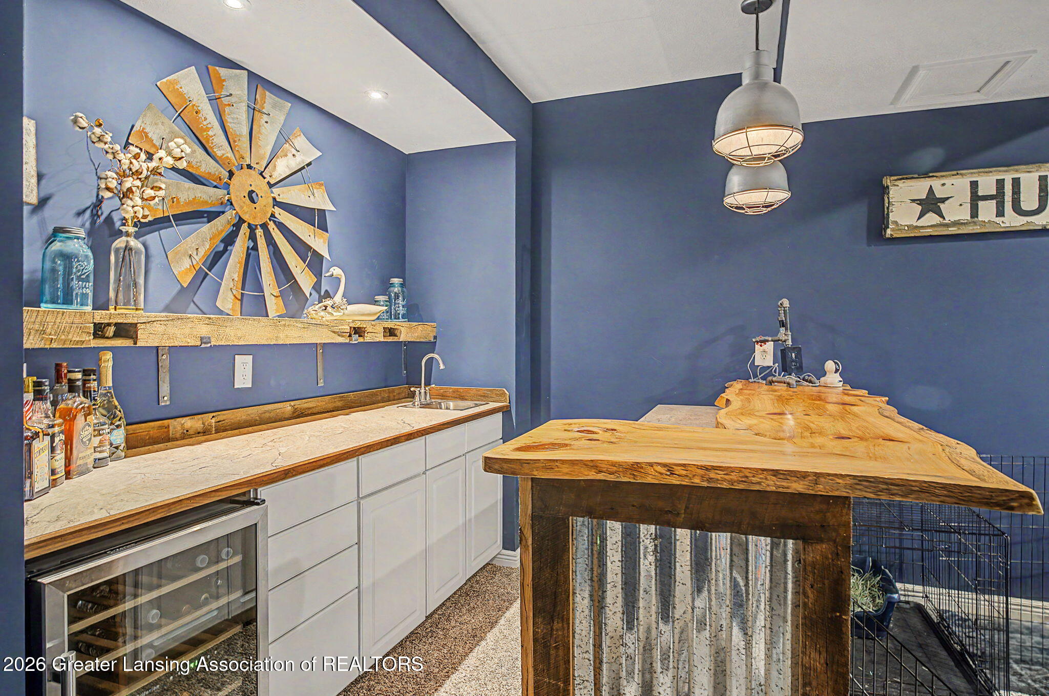 2047 Arbor Meadows Drive, DeWitt