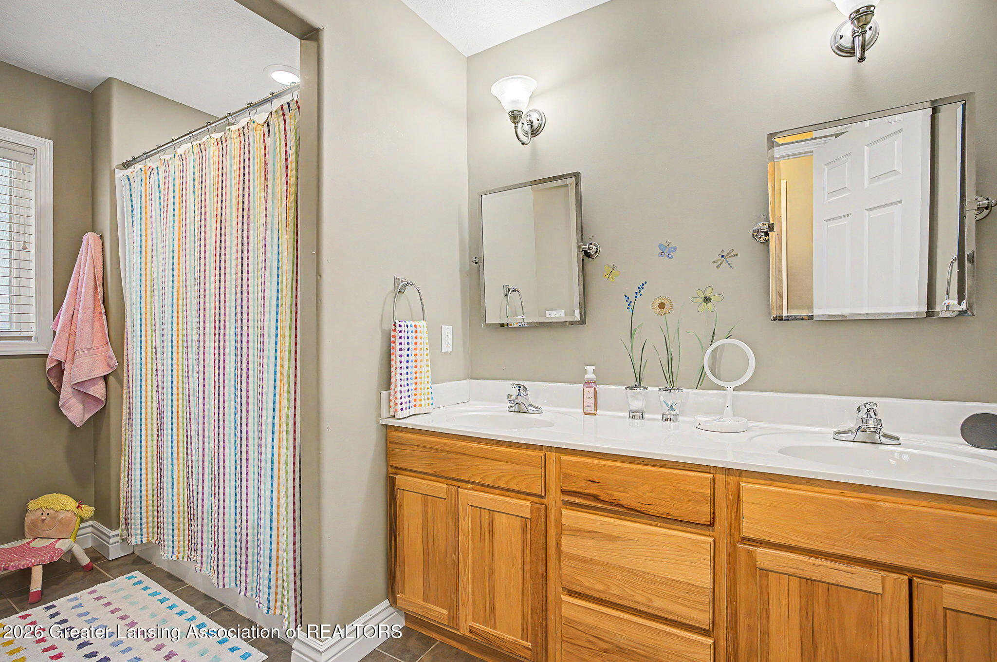 2047 Arbor Meadows Drive, DeWitt