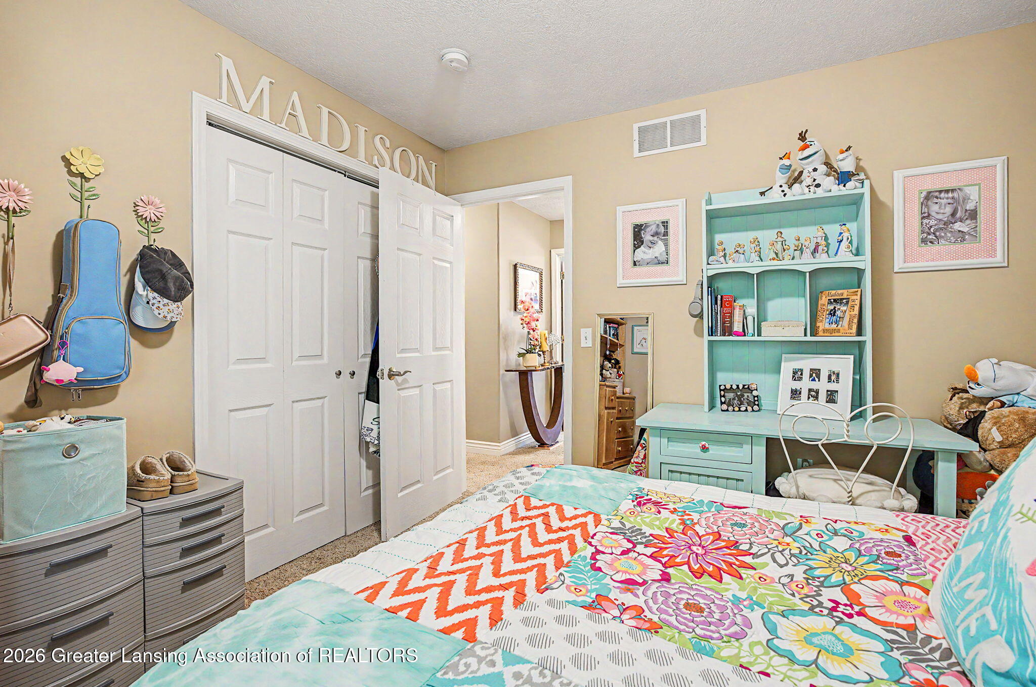 2047 Arbor Meadows Drive, DeWitt