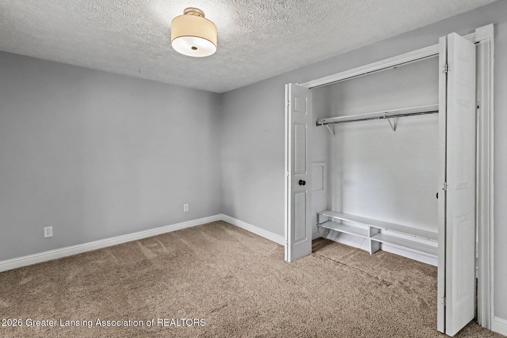 5490 W Howe Road, DeWitt