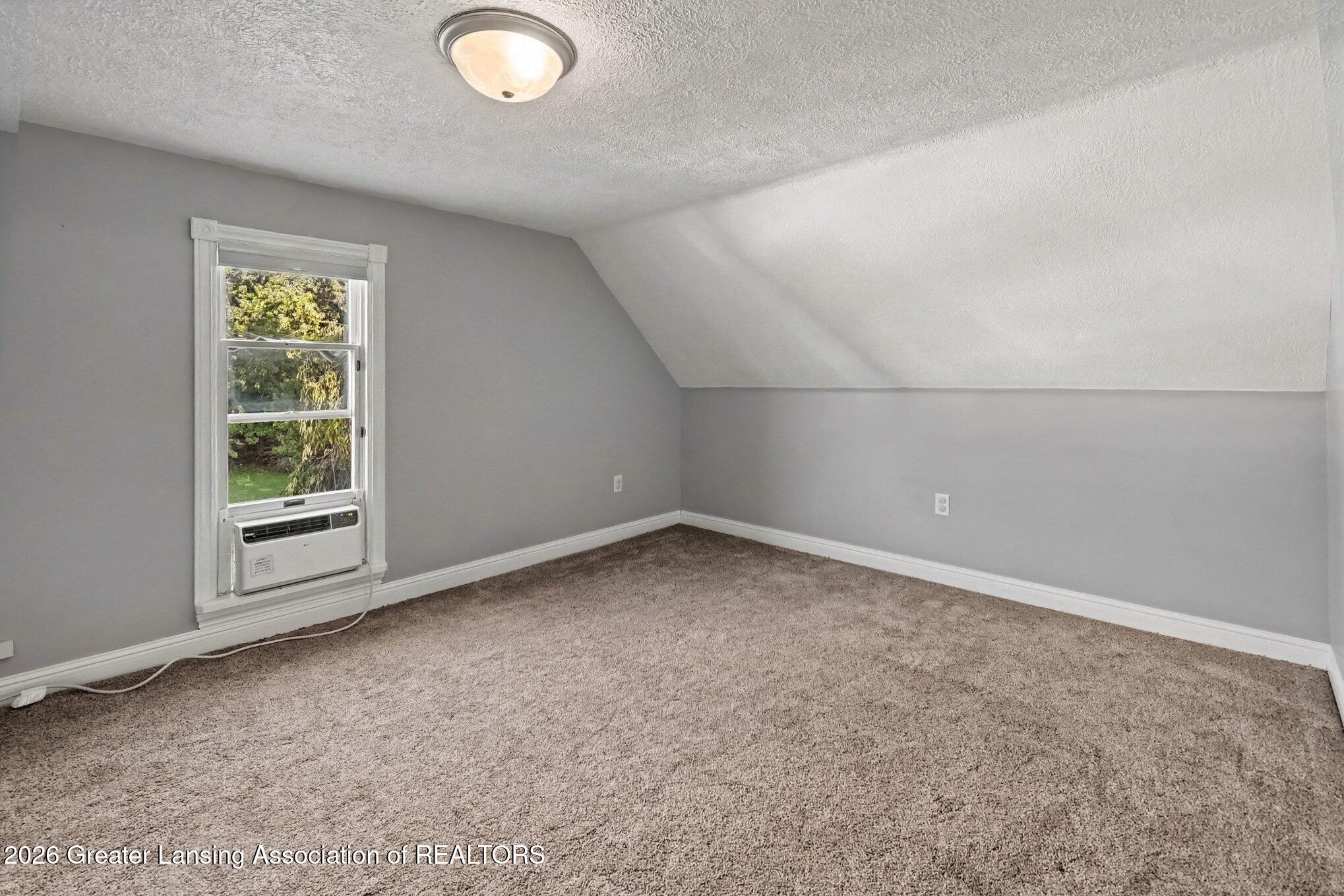 5490 W Howe Road, DeWitt