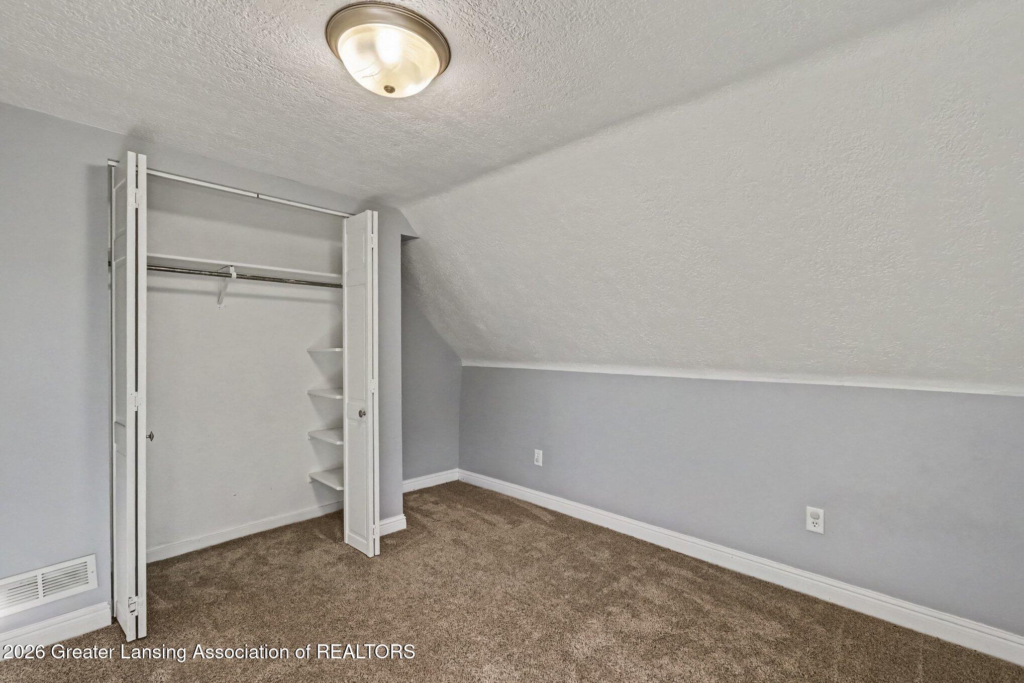 5490 W Howe Road, DeWitt