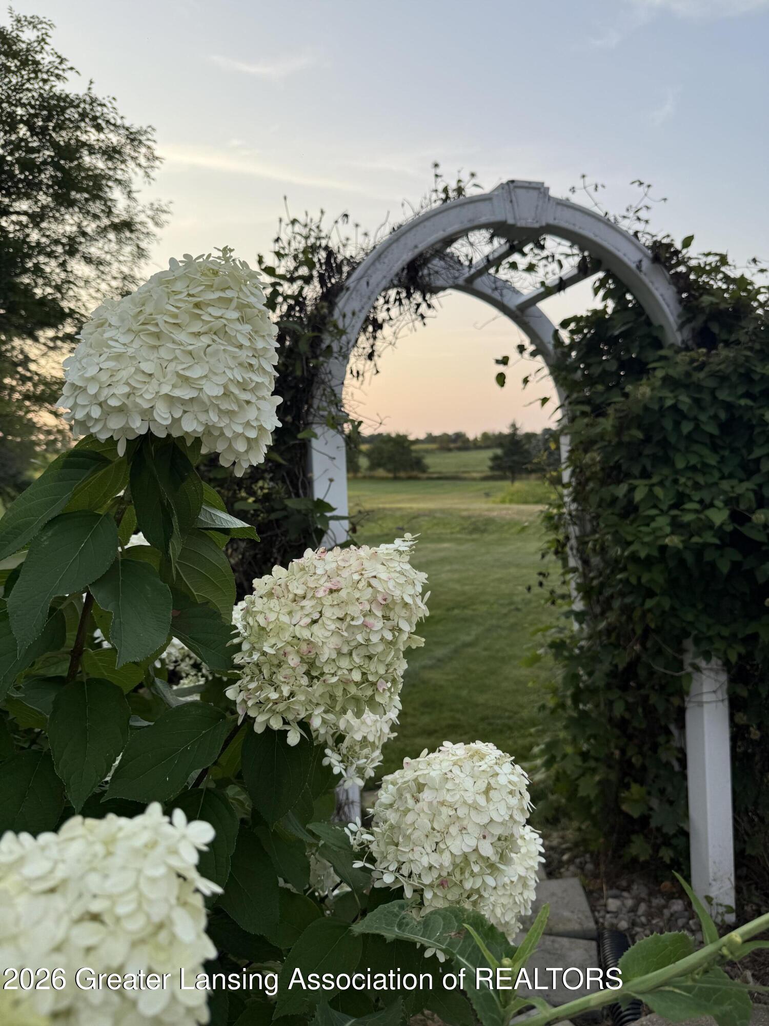 5490 W Howe Road, DeWitt