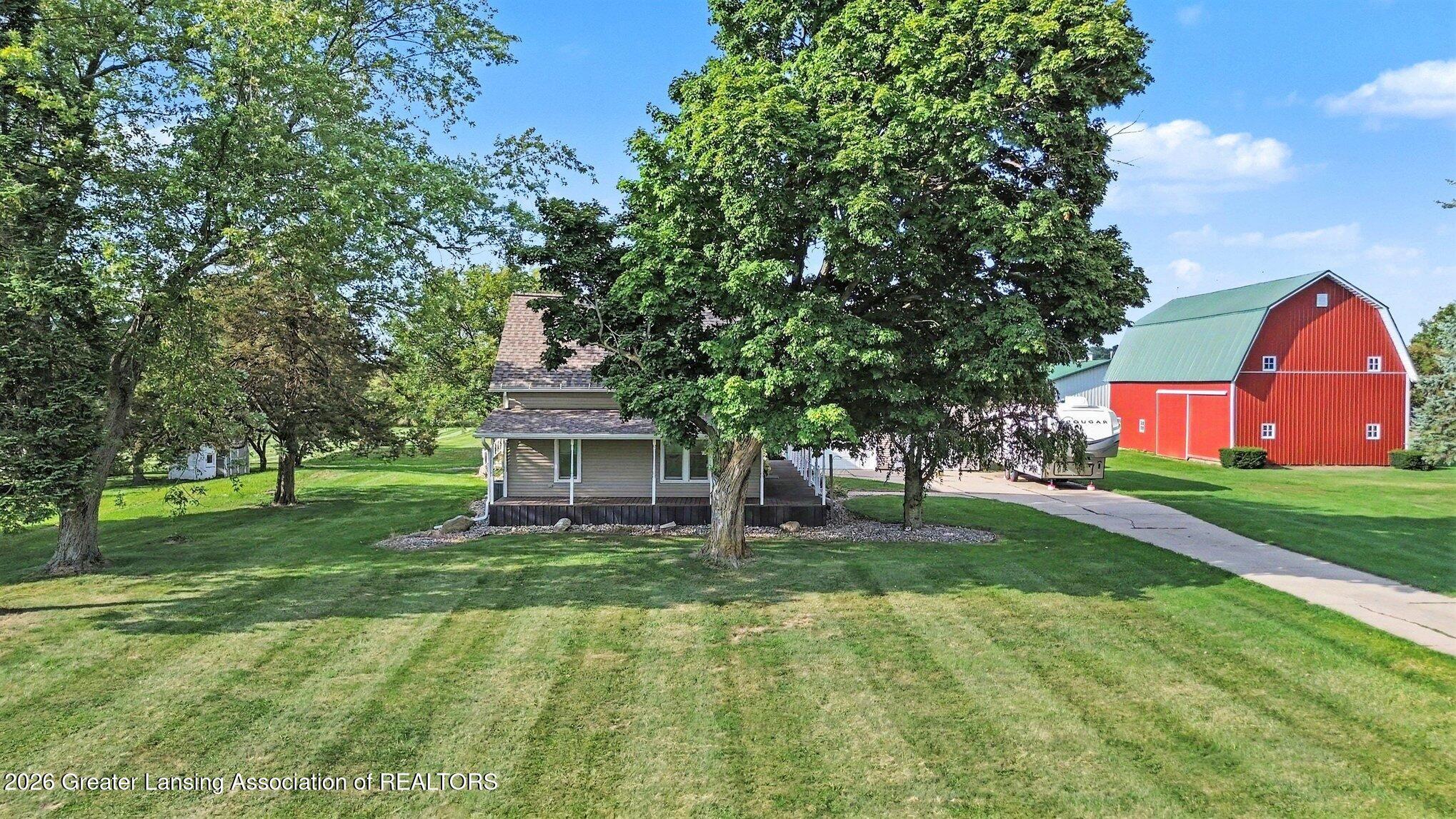 5490 W Howe Road, DeWitt