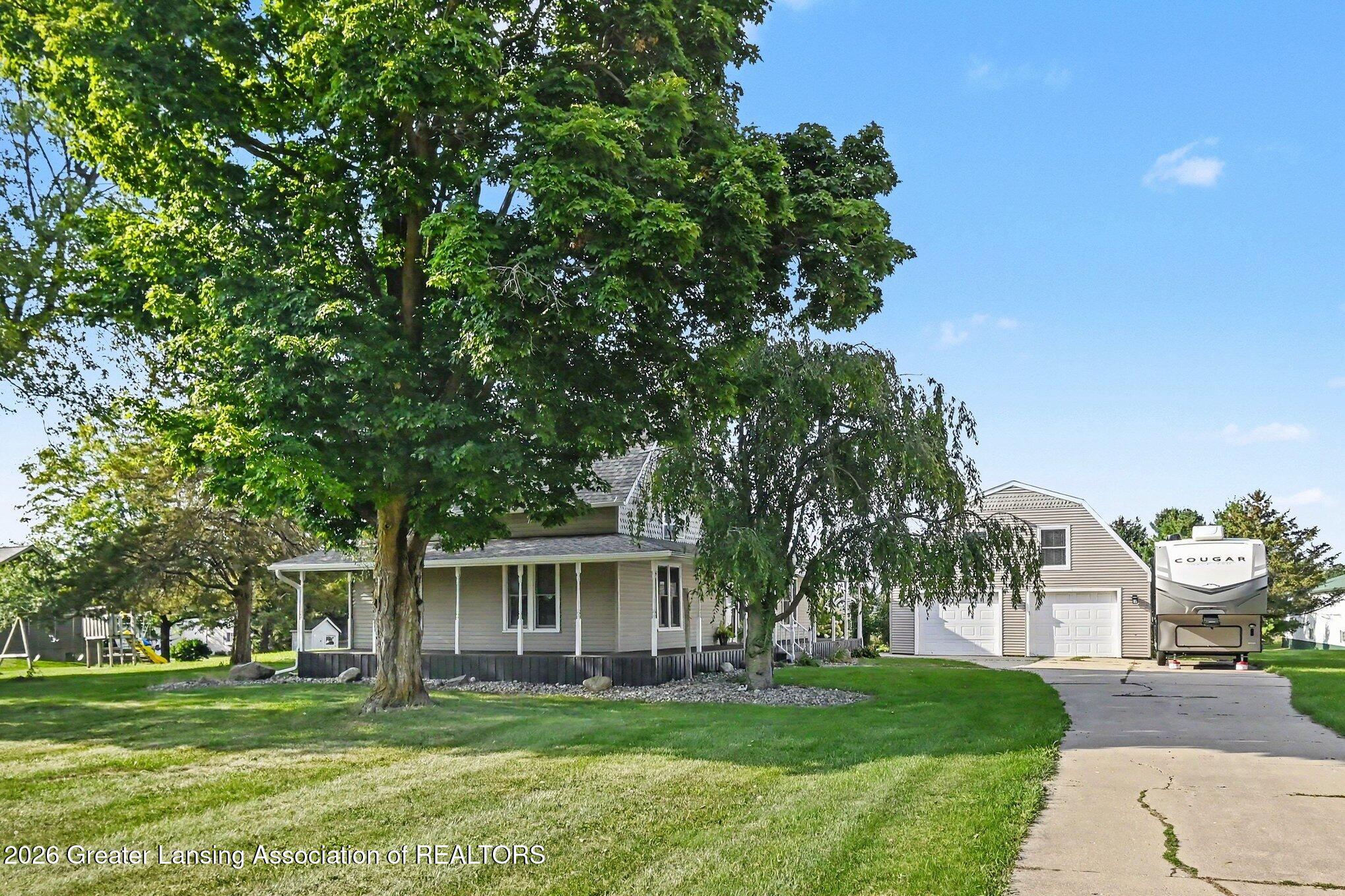 5490 W Howe Road, DeWitt