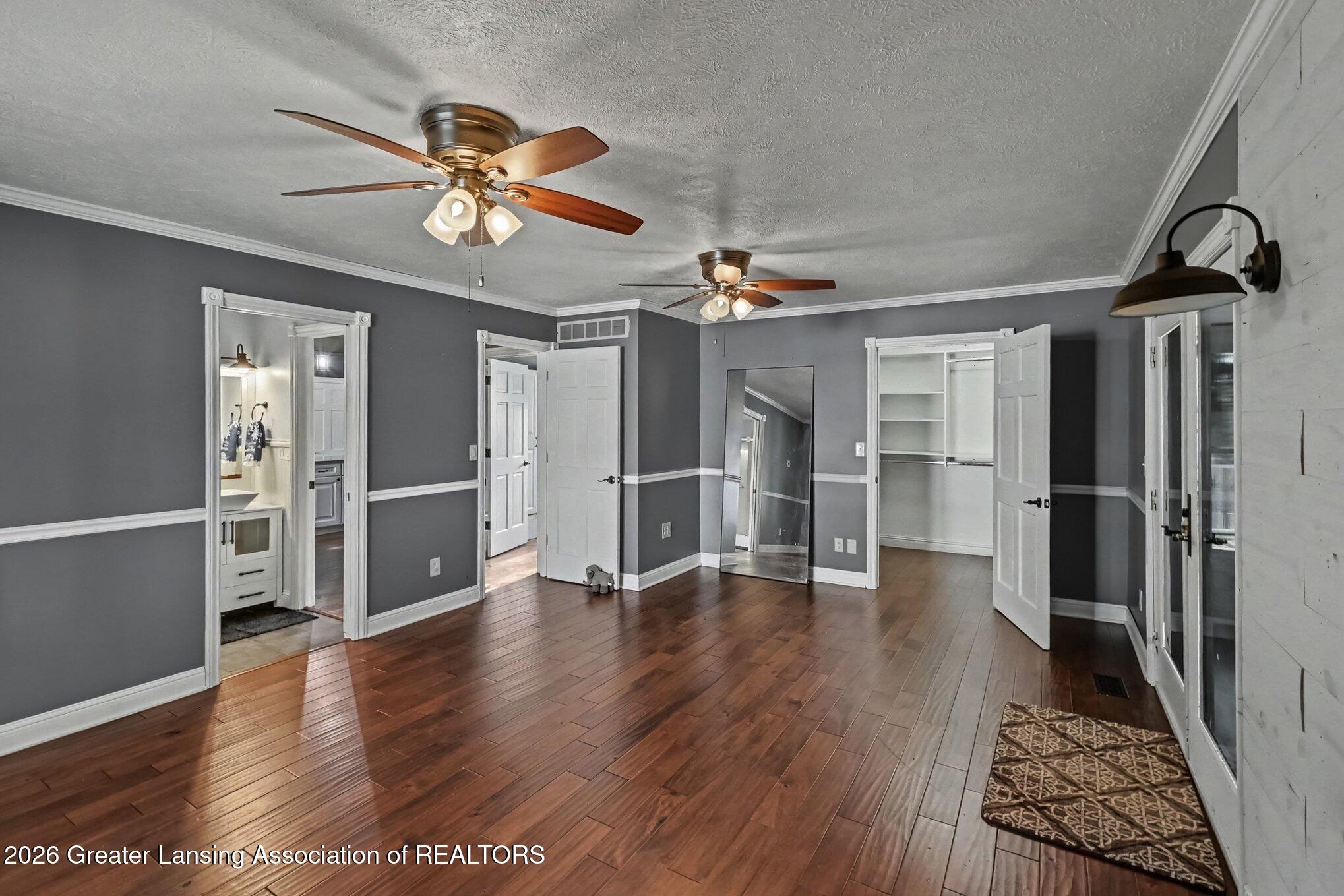 5490 W Howe Road, DeWitt