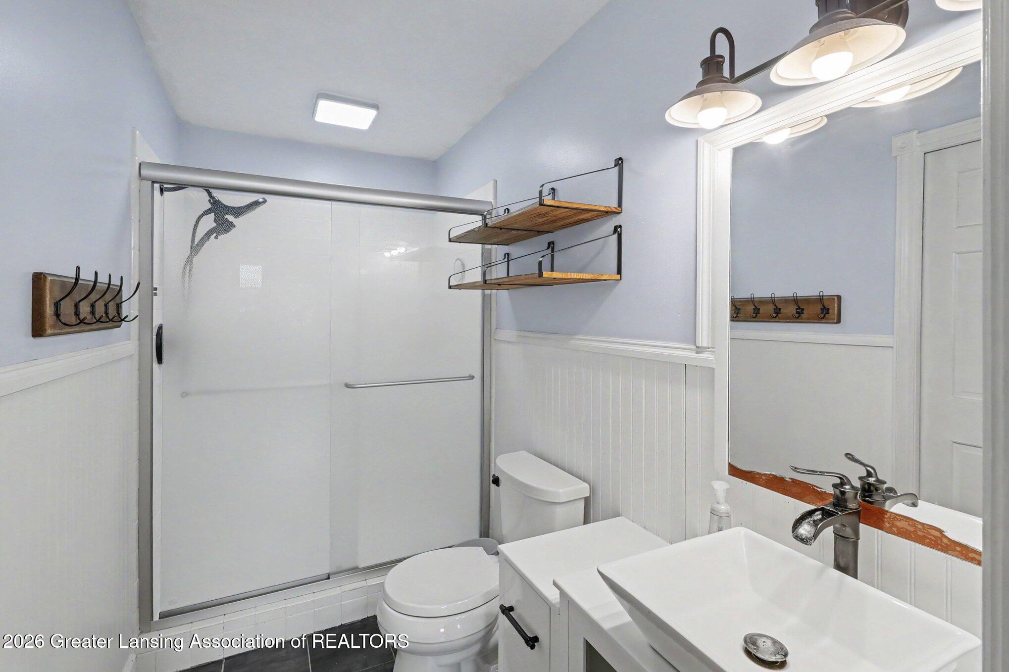 5490 W Howe Road, DeWitt