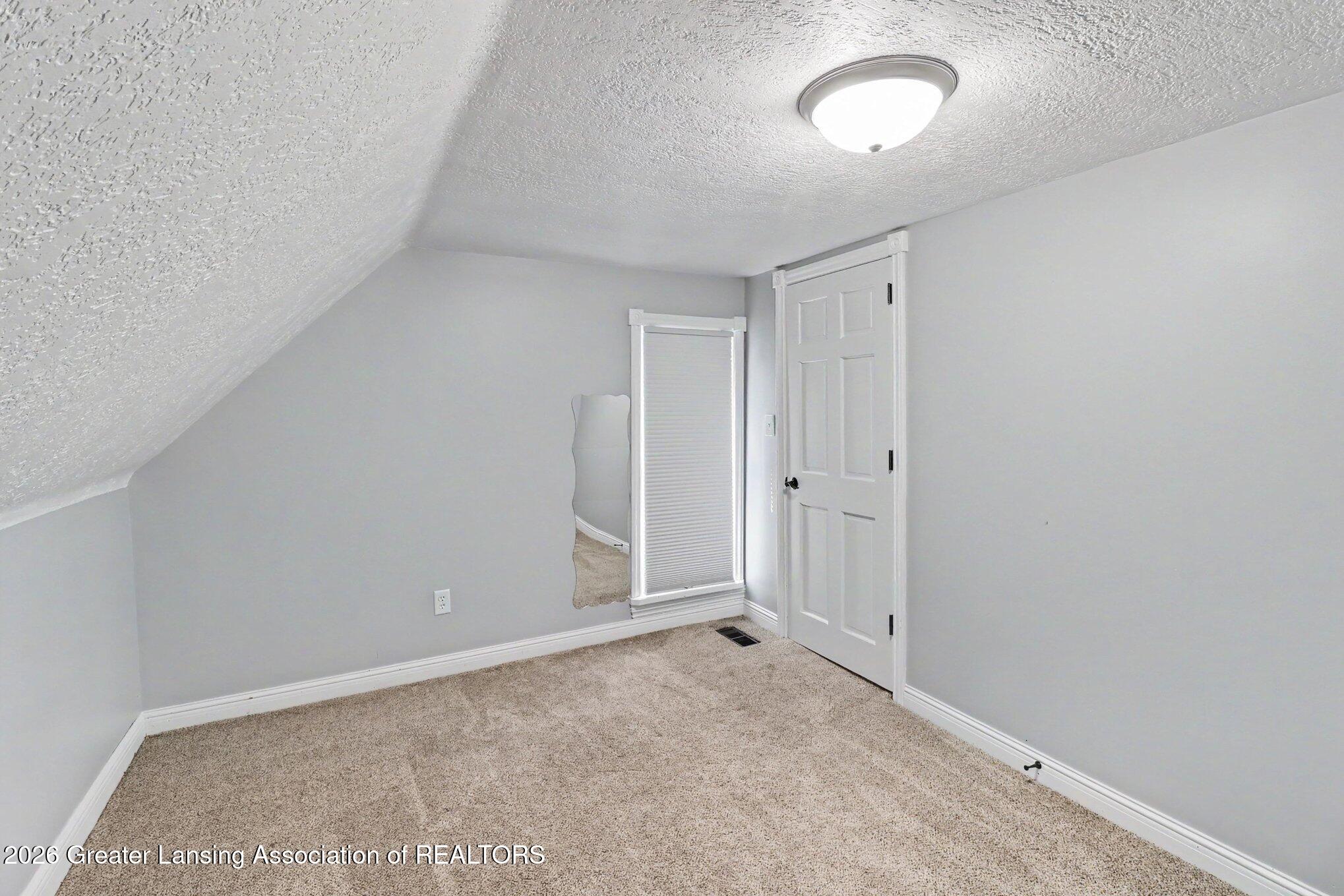 5490 W Howe Road, DeWitt