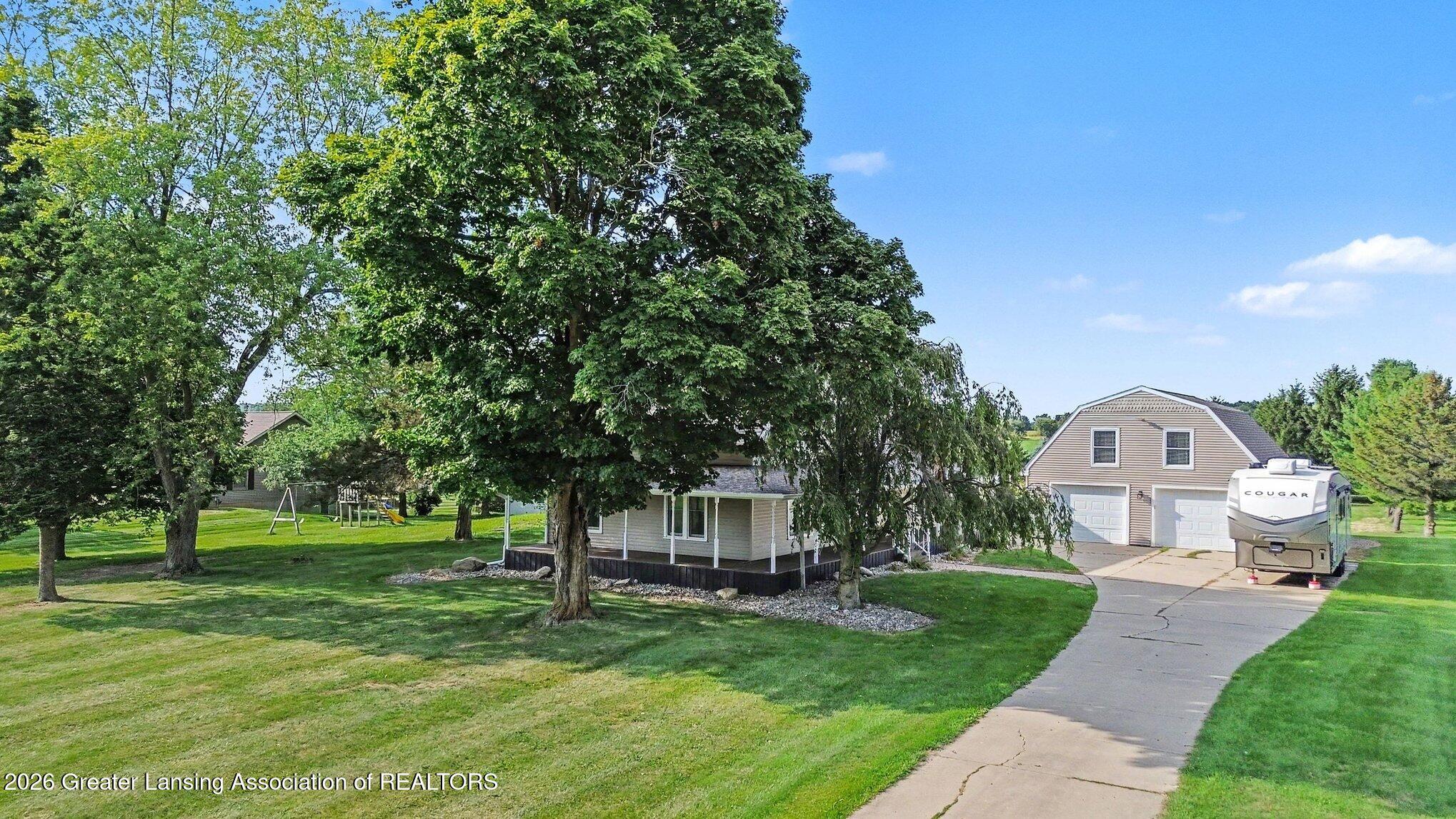5490 W Howe Road, DeWitt