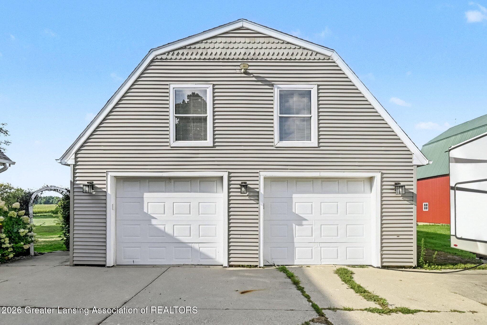 5490 W Howe Road, DeWitt