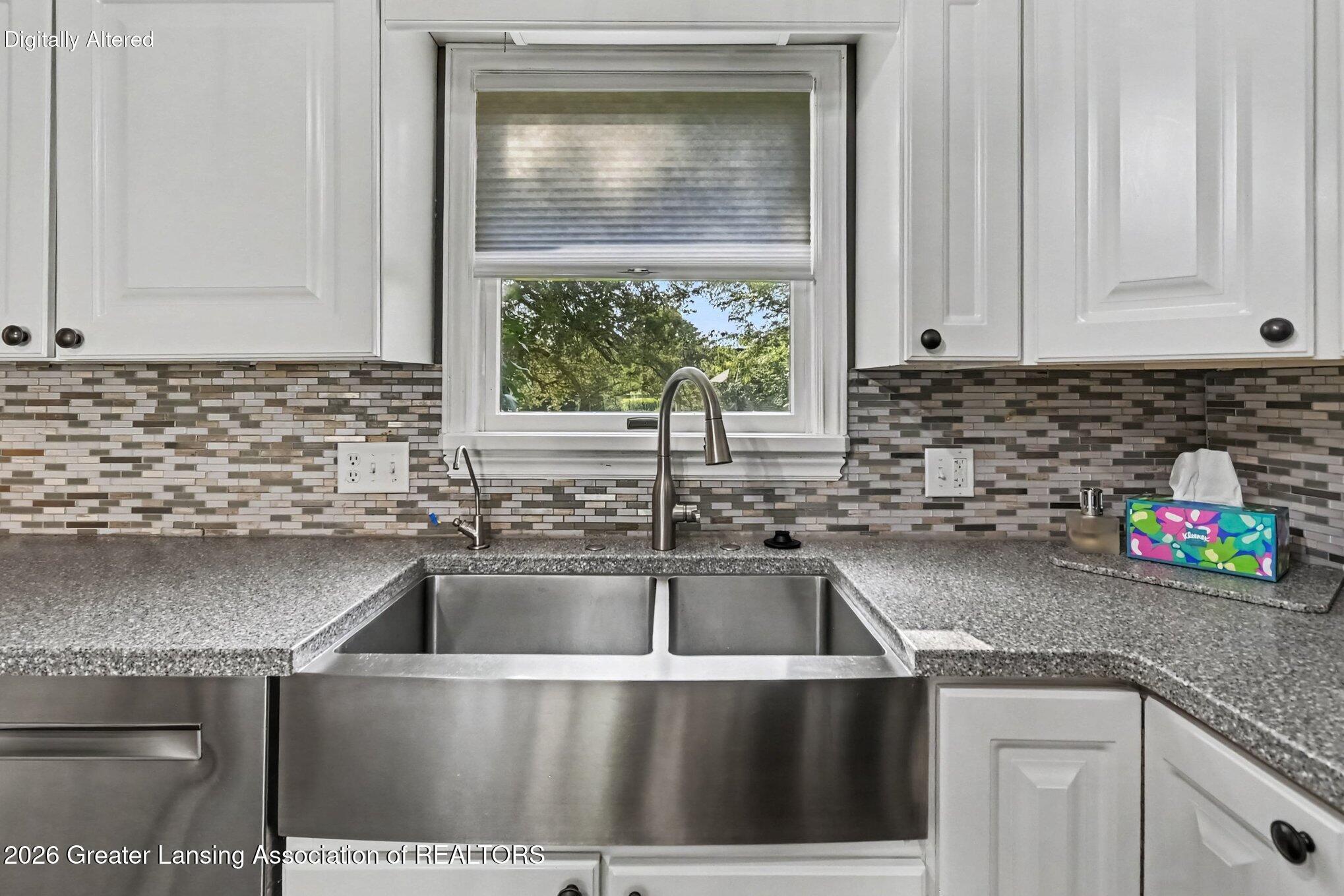 5490 W Howe Road, DeWitt