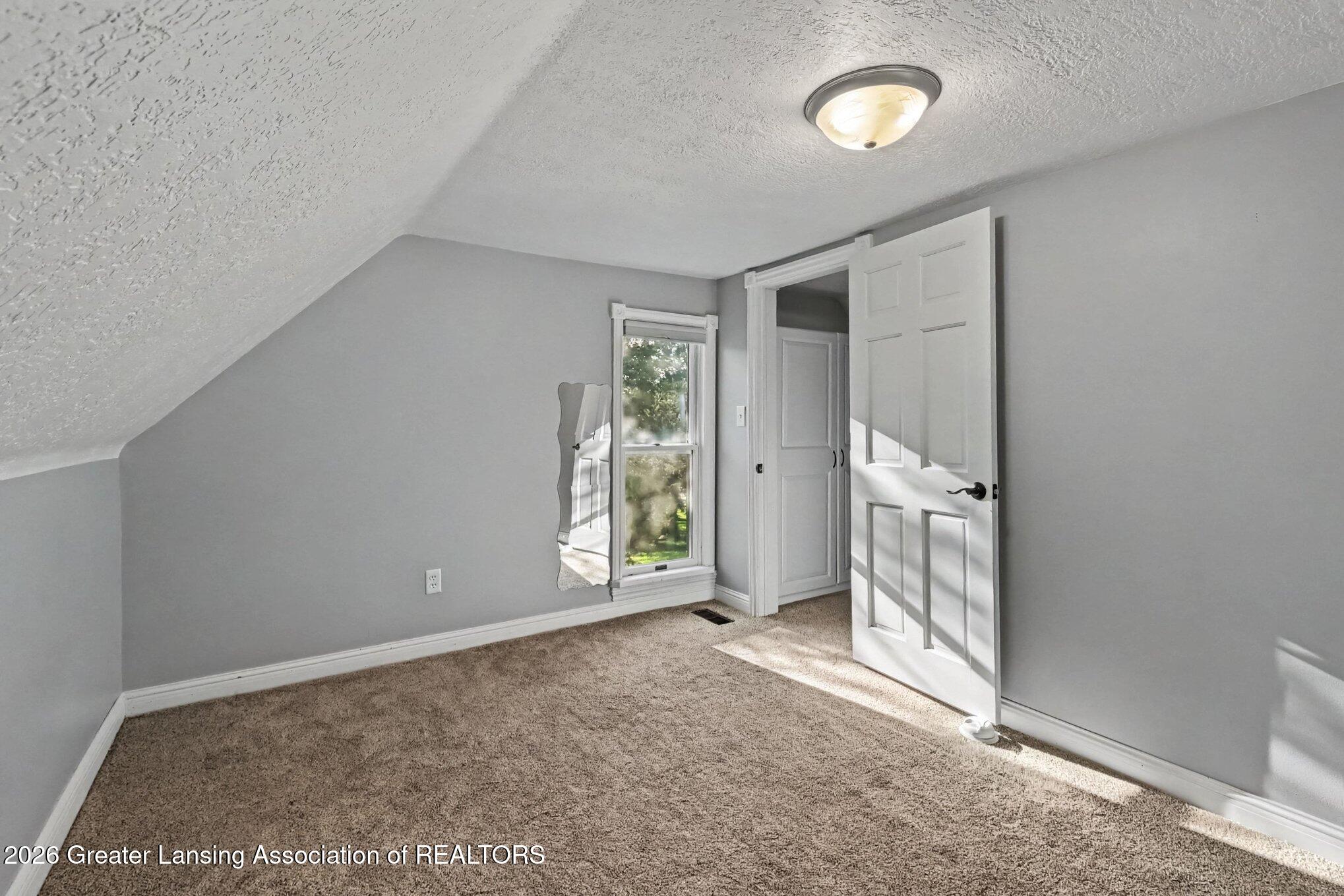 5490 W Howe Road, DeWitt