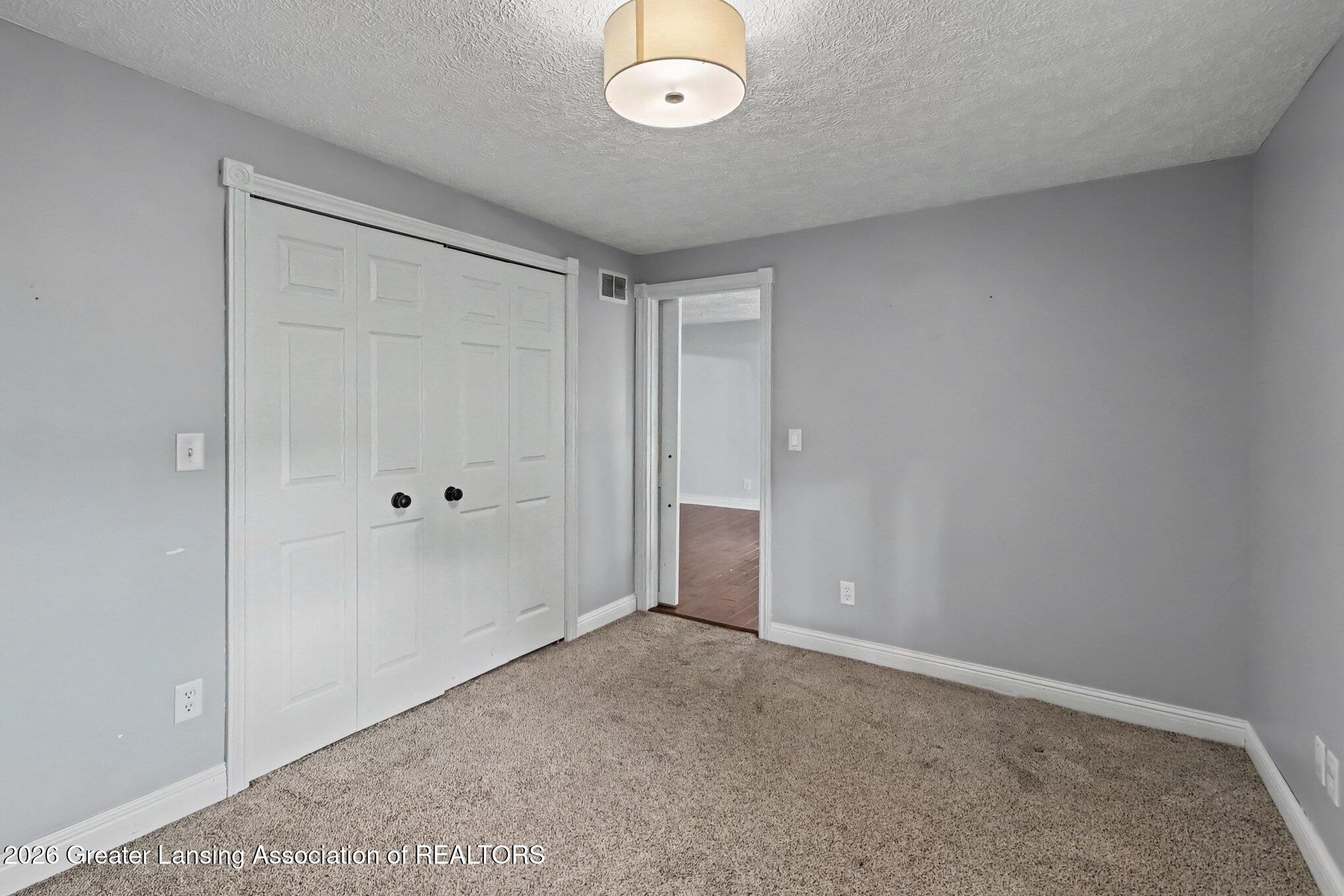 5490 W Howe Road, DeWitt