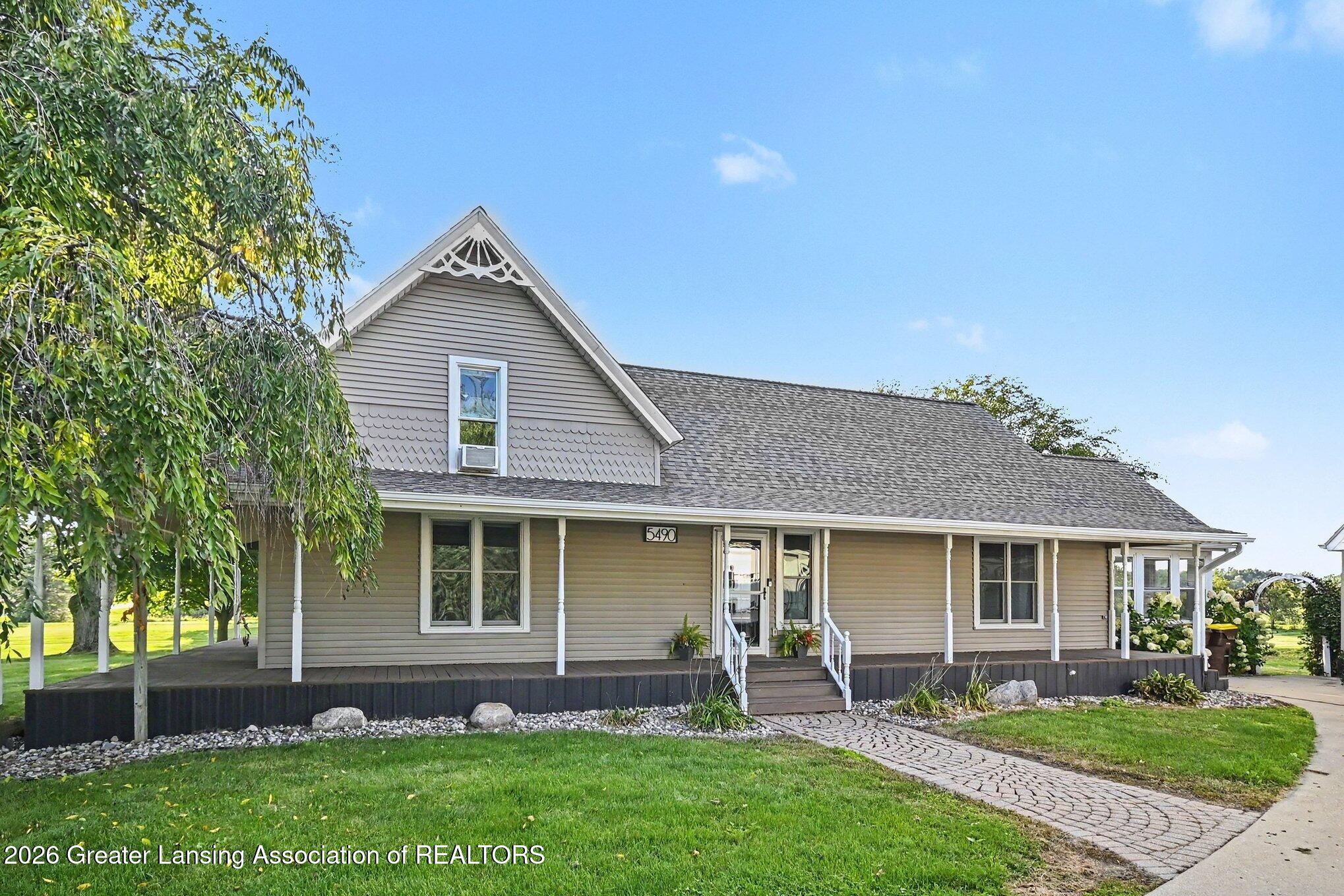 5490 W Howe Road, DeWitt