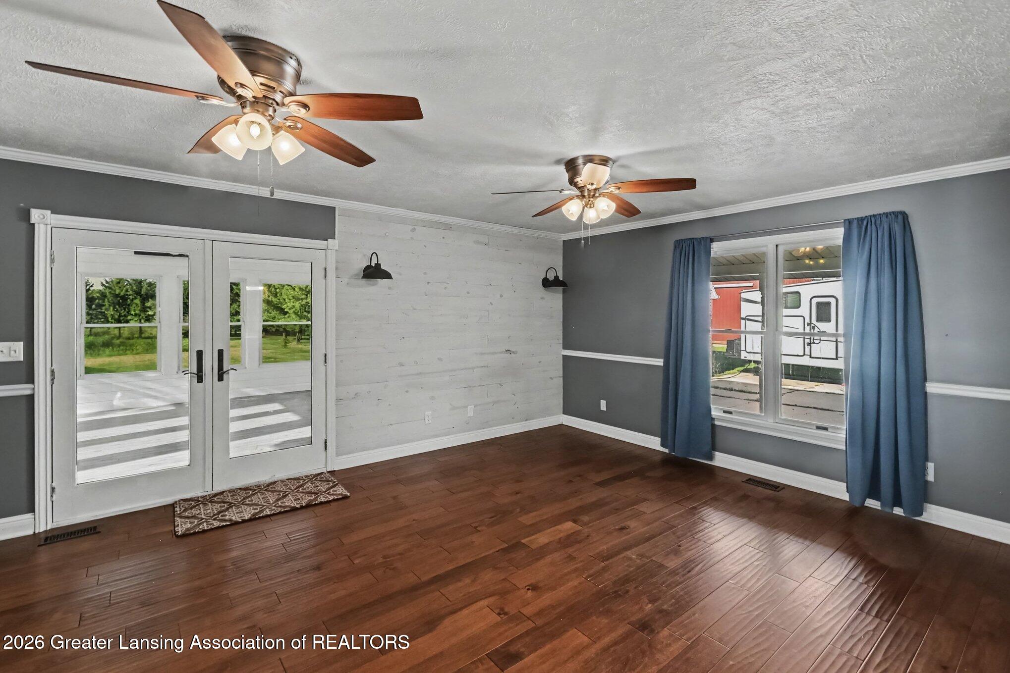 5490 W Howe Road, DeWitt