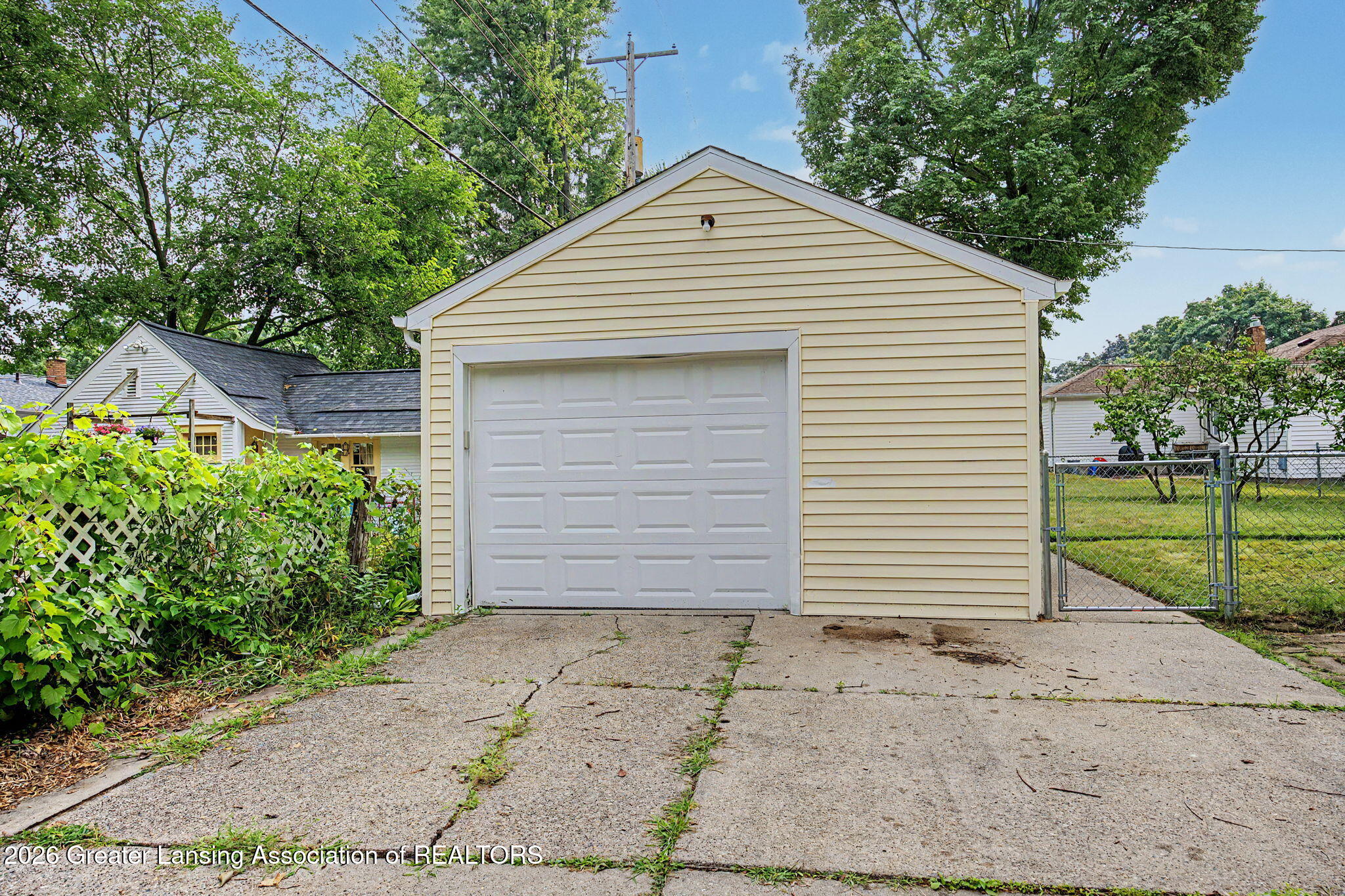 705 Ridgewood Avenue