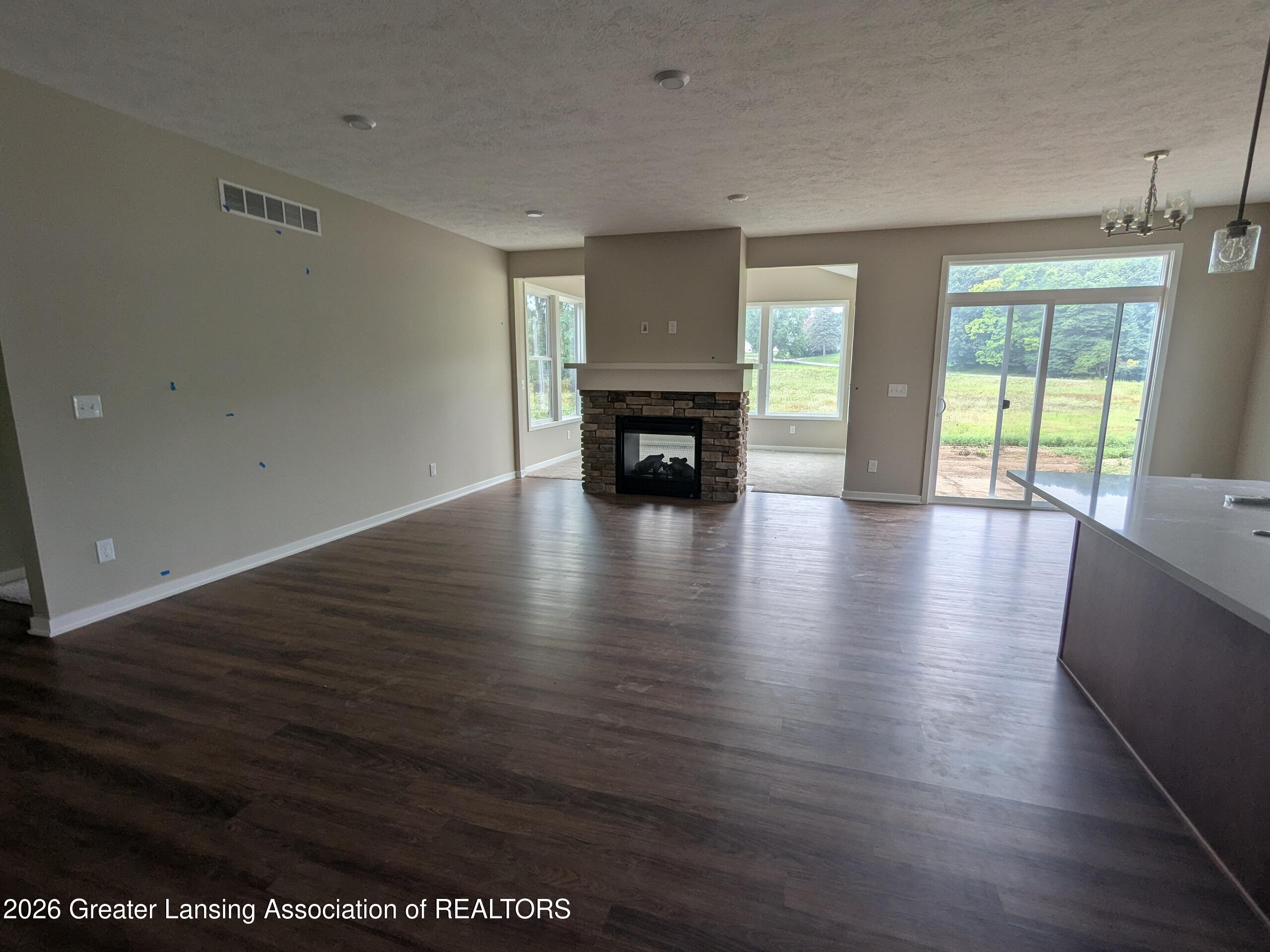 14080 Pristine Court, DeWitt