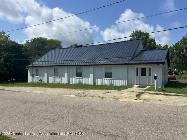 487 E Elizabeth Street