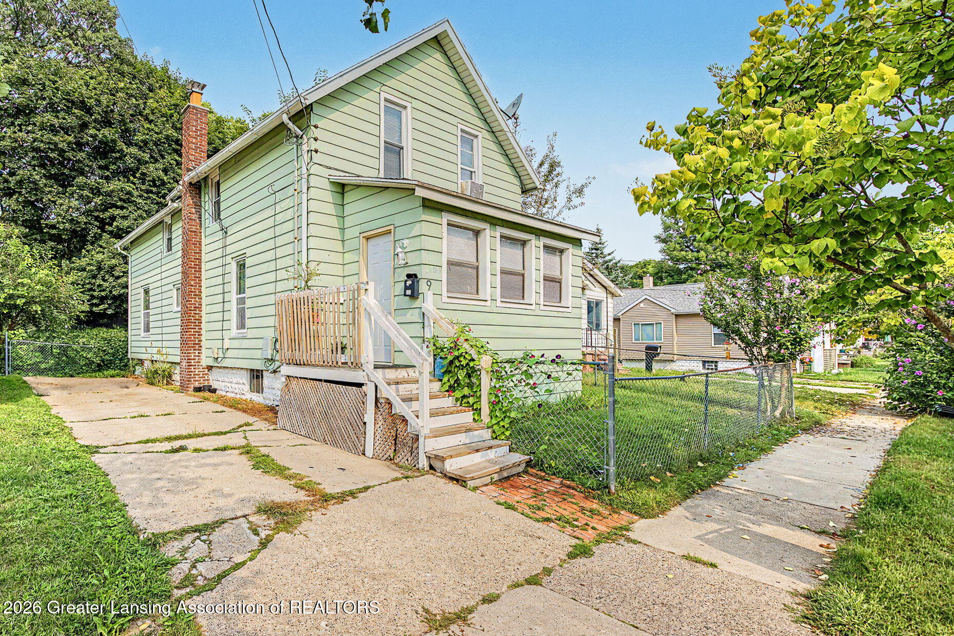 909 Clayton Street