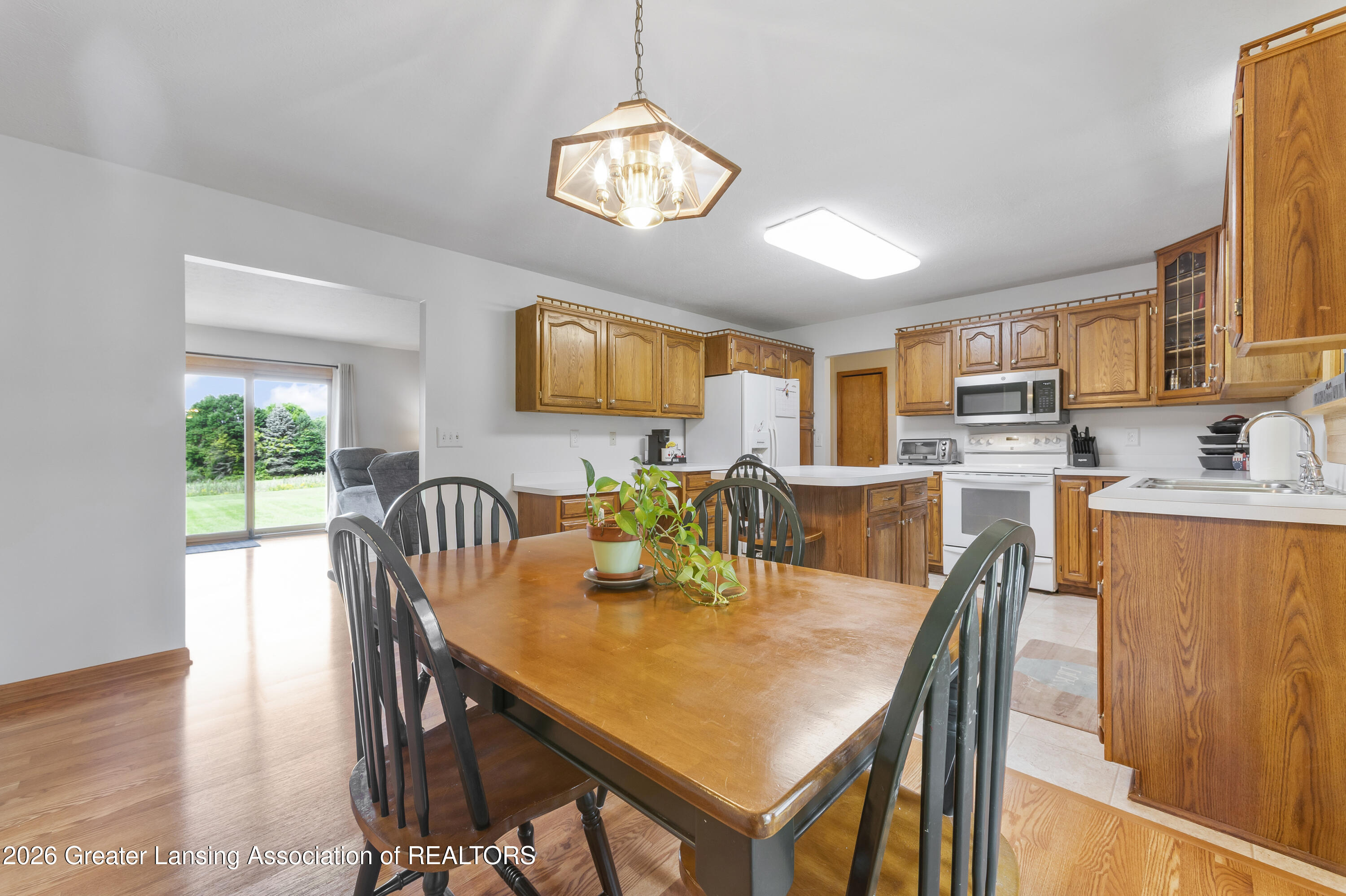 3900 Stillson Road