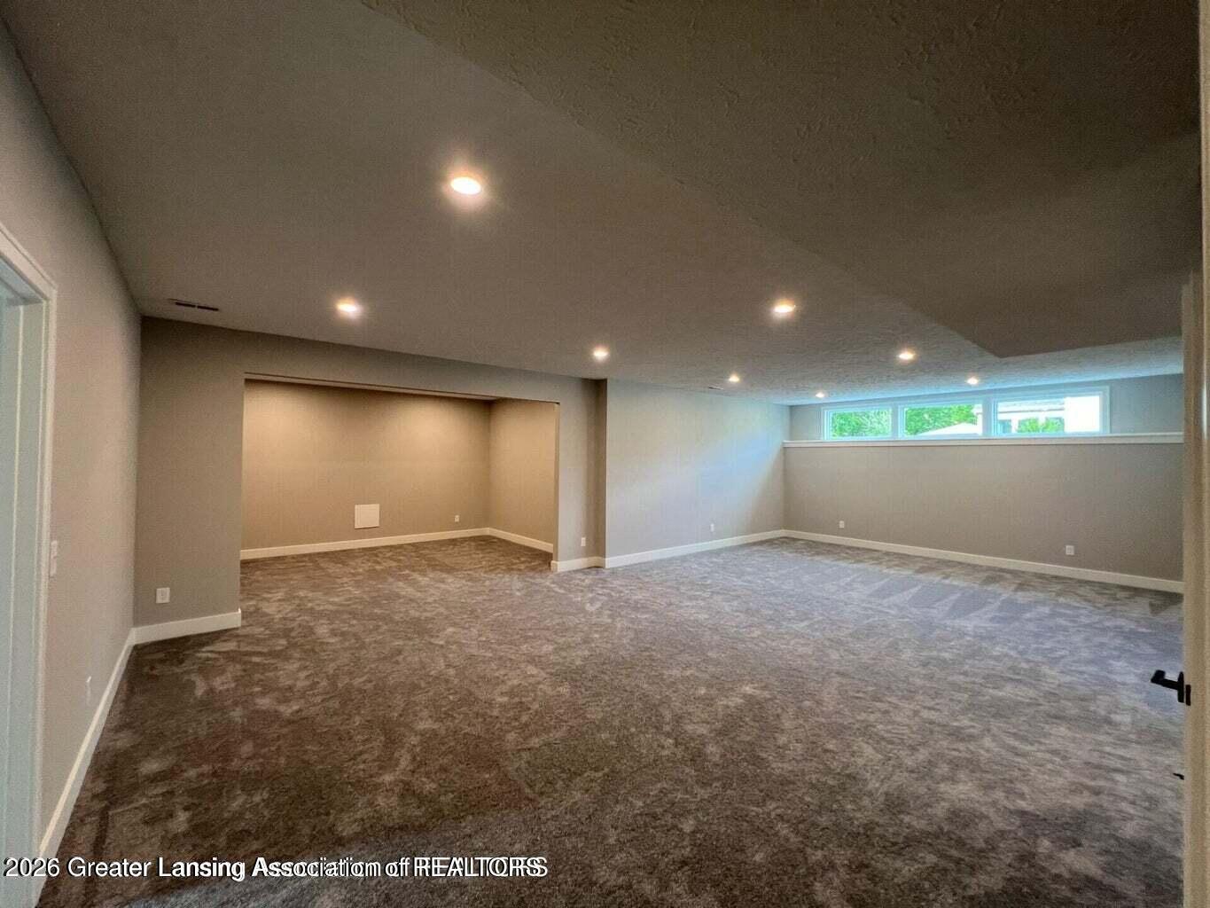 6097 Southridge Road