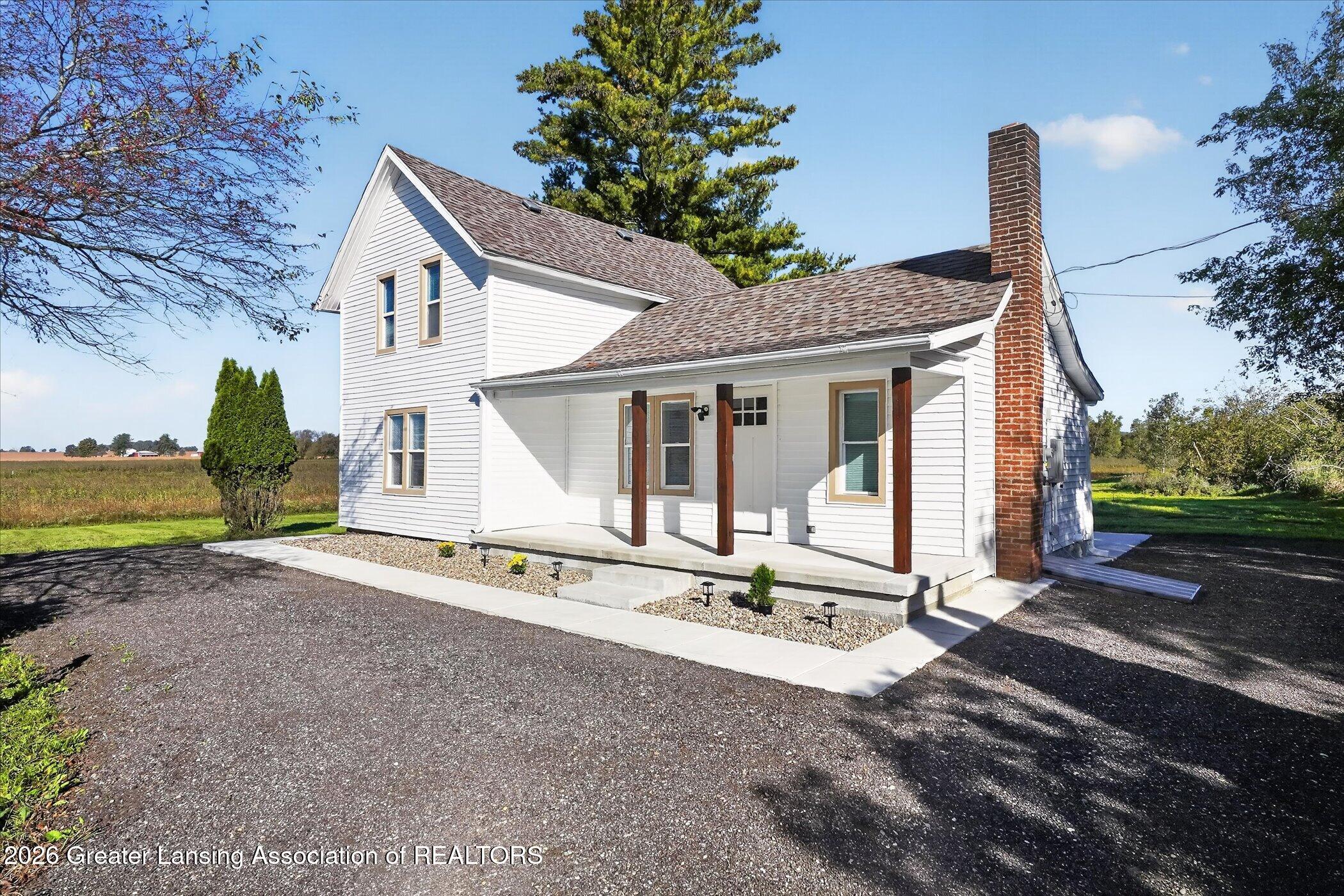 1506 Holt Road