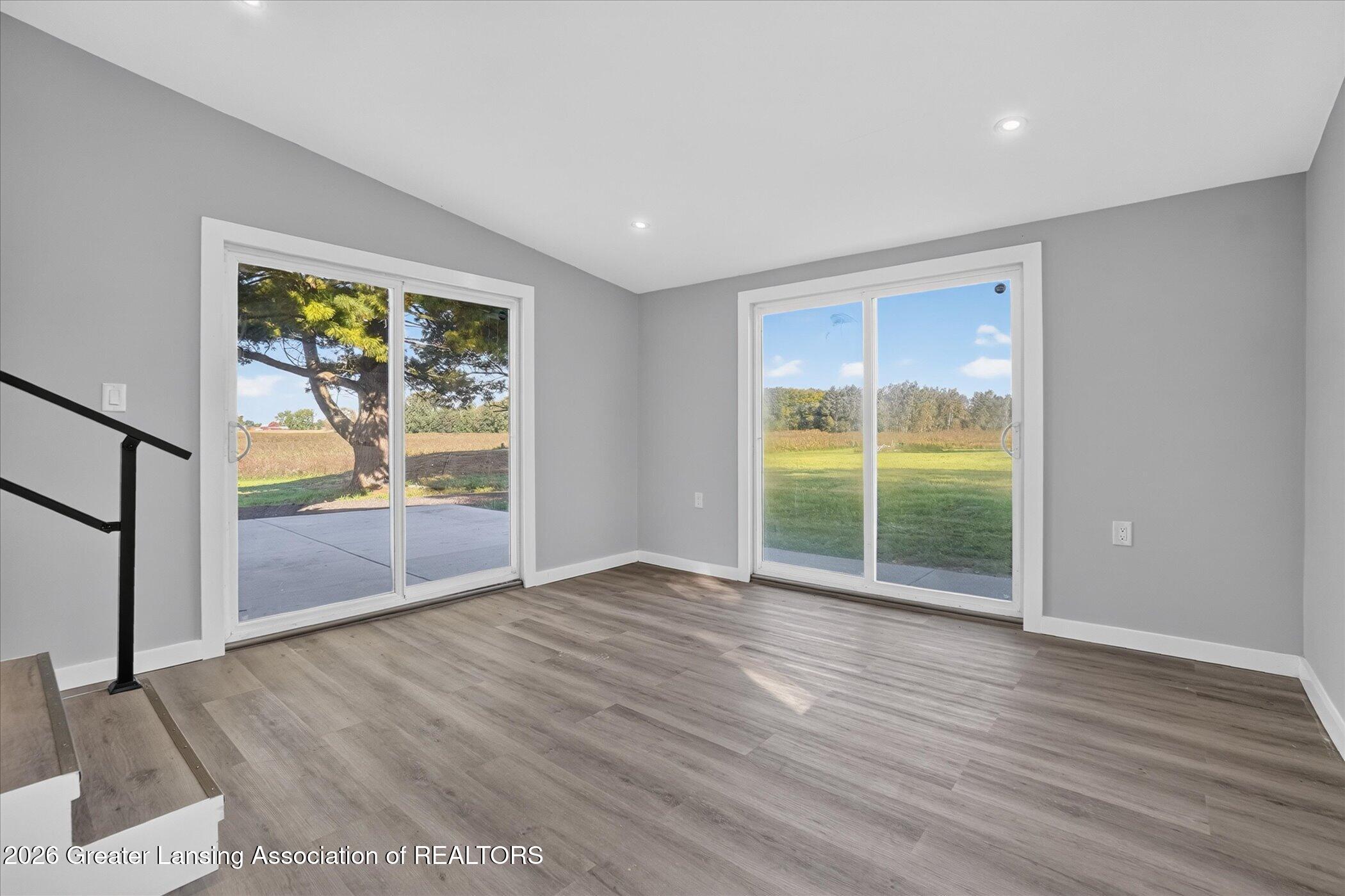 1506 Holt Road