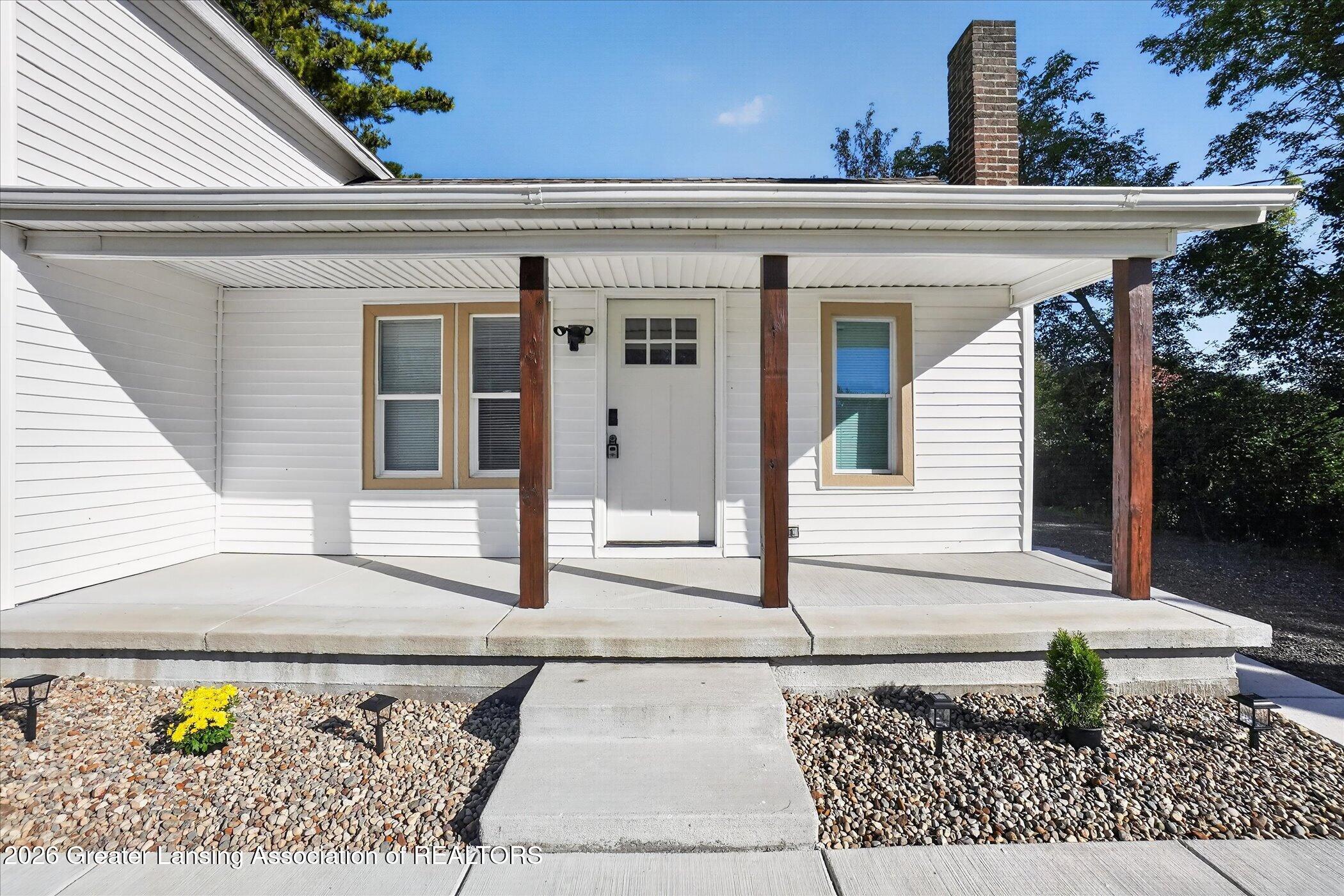 1506 Holt Road