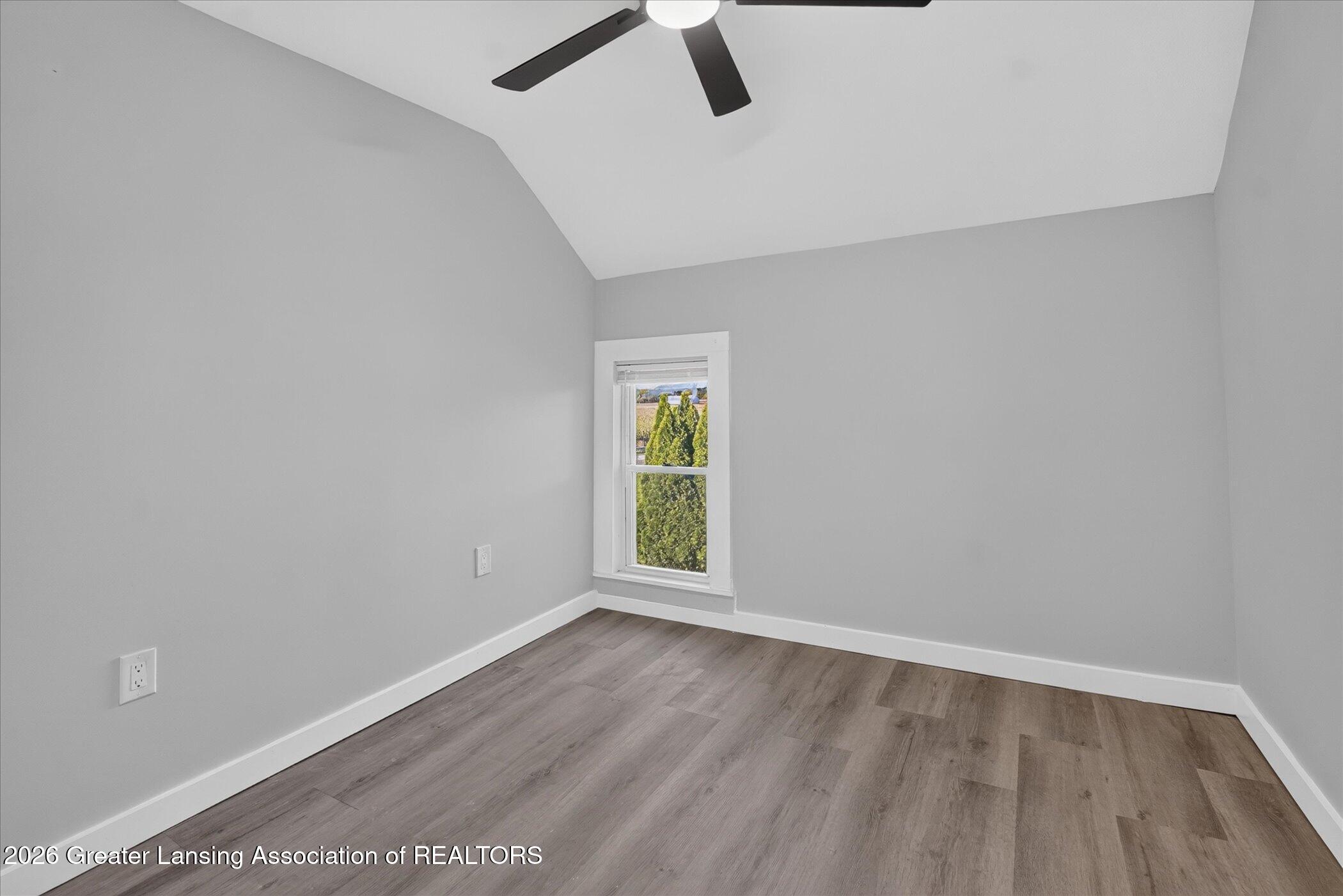 1506 Holt Road
