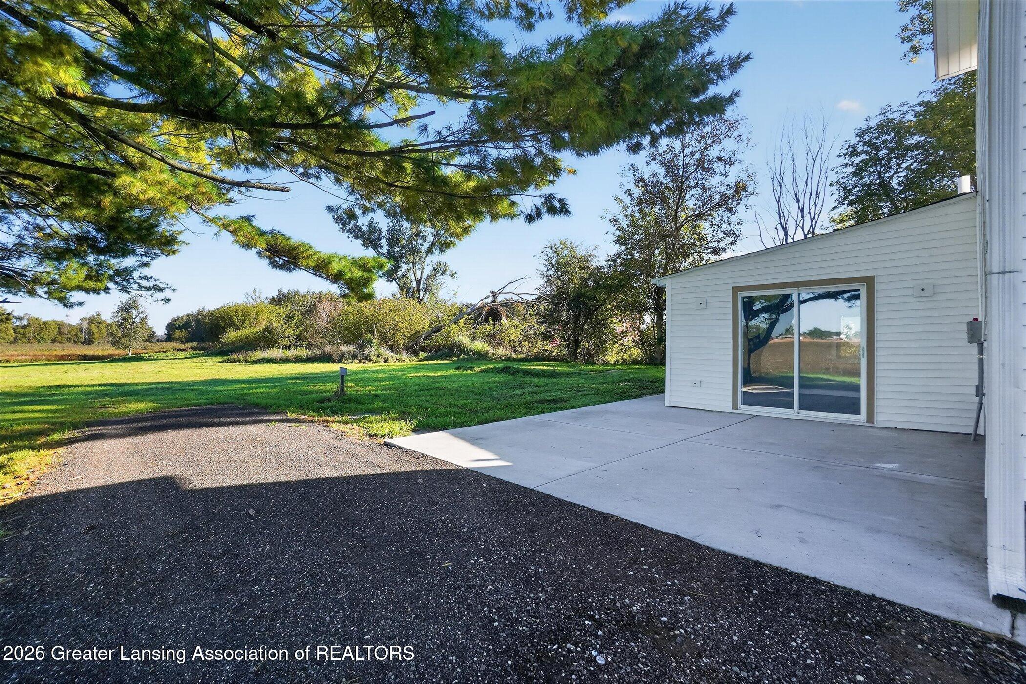 1506 Holt Road