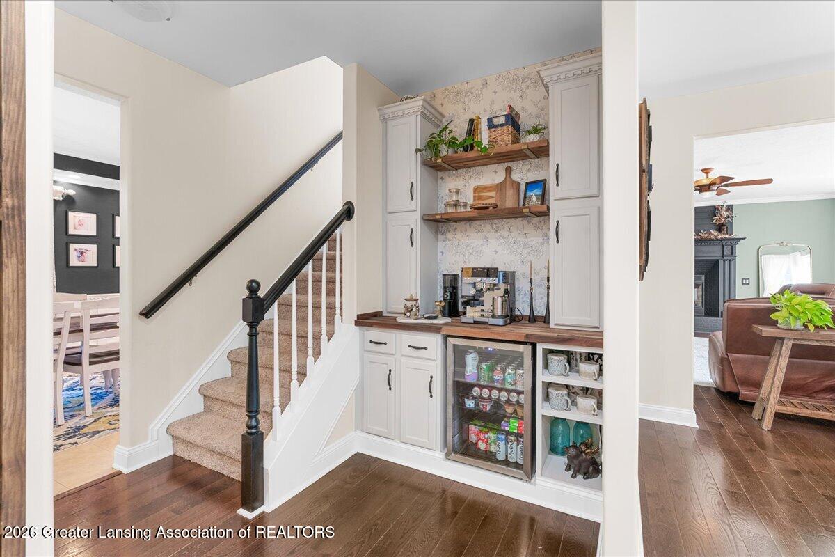 6149 Old River Trail