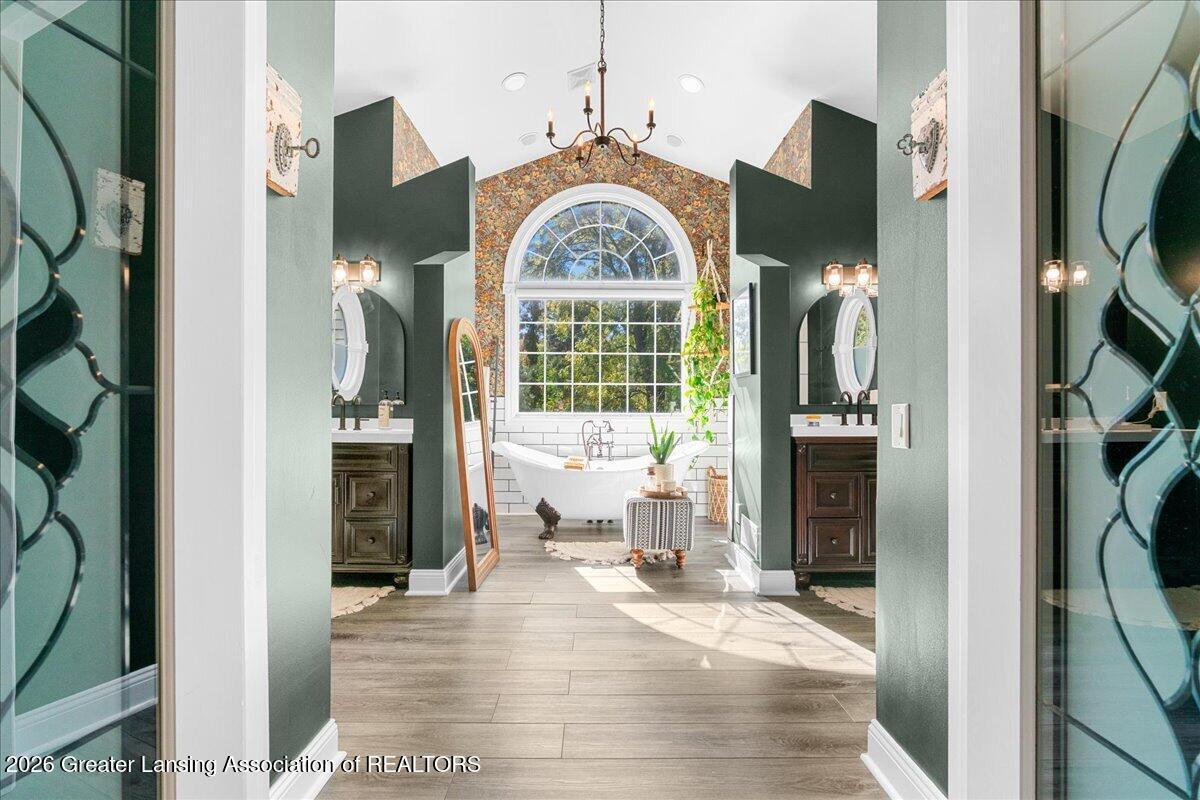 6149 Old River Trail