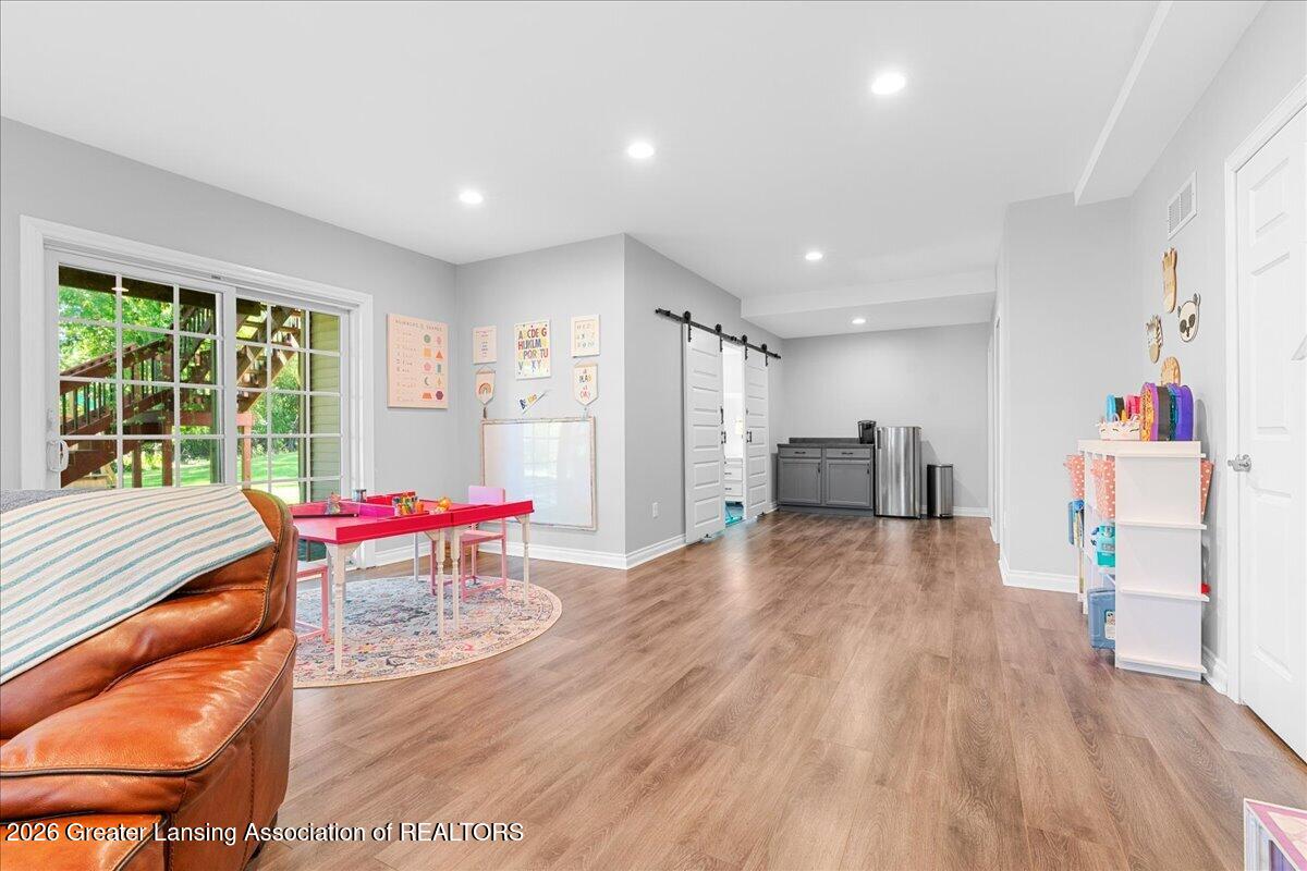 6149 Old River Trail