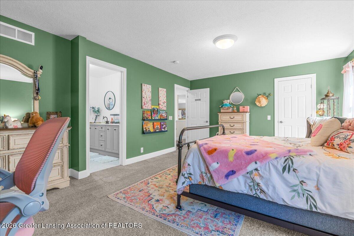 6149 Old River Trail