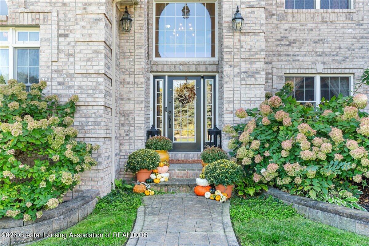 6149 Old River Trail