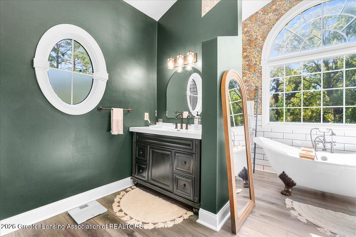 6149 Old River Trail