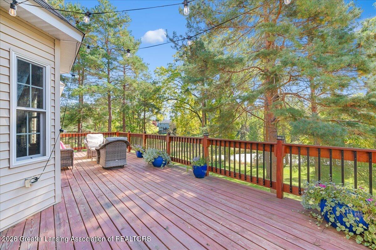 6149 Old River Trail