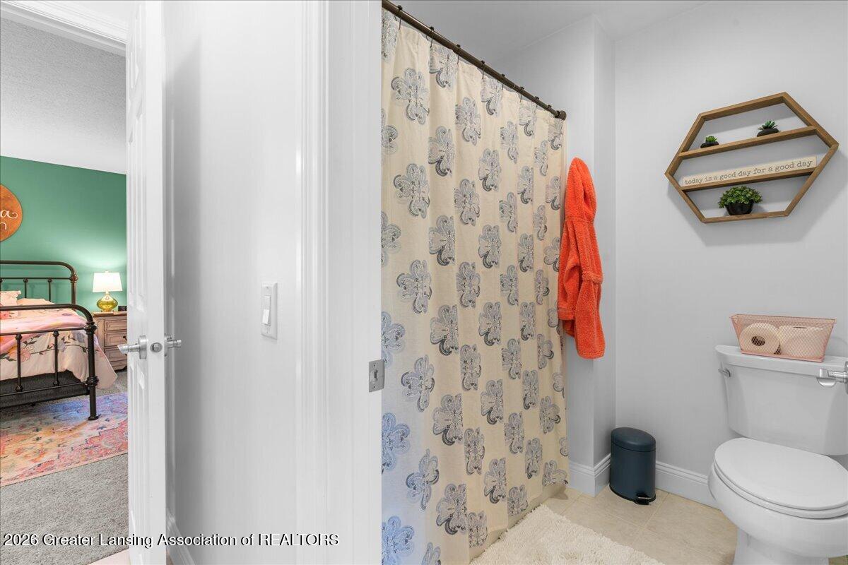 6149 Old River Trail