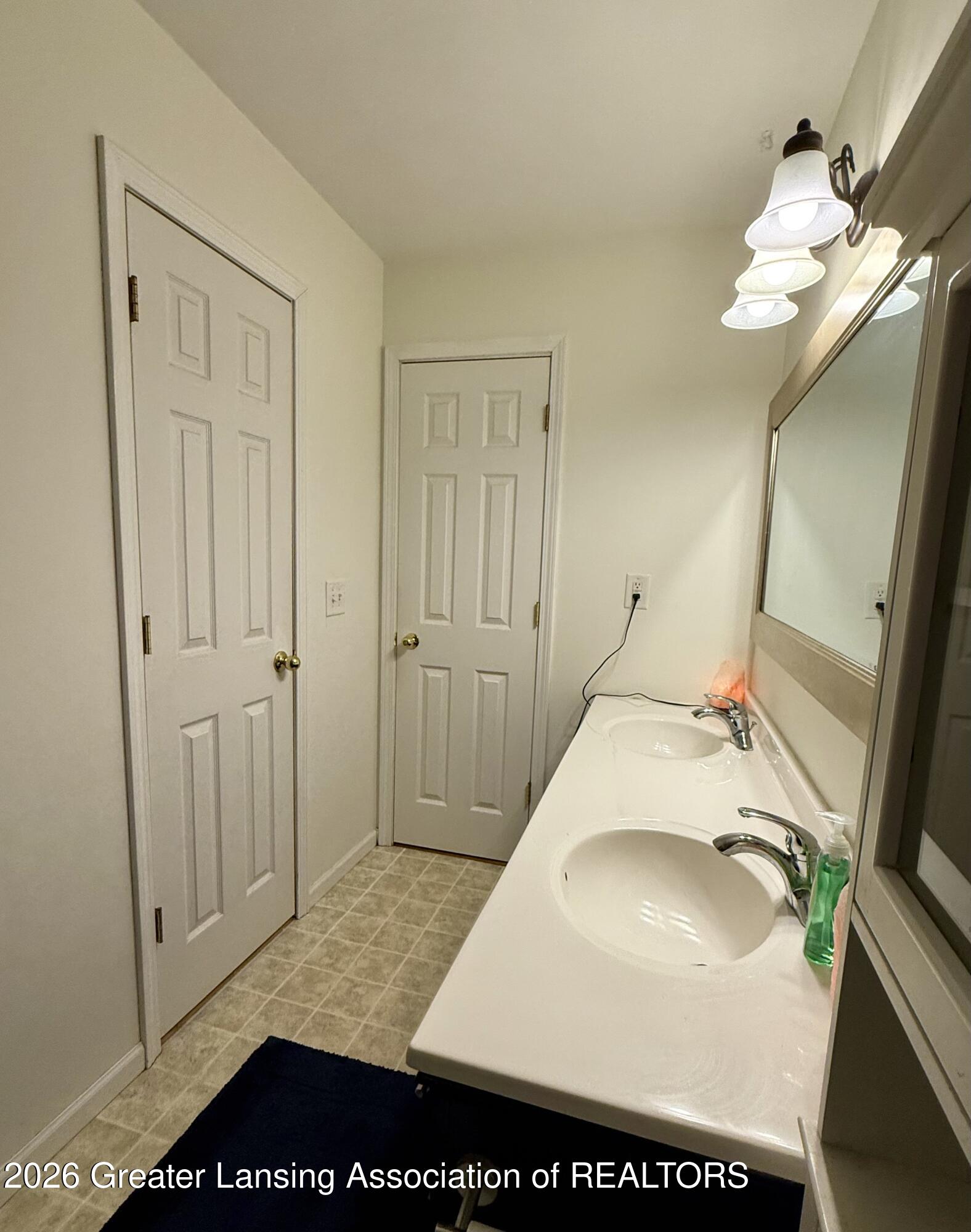 2654 Renfrew Way